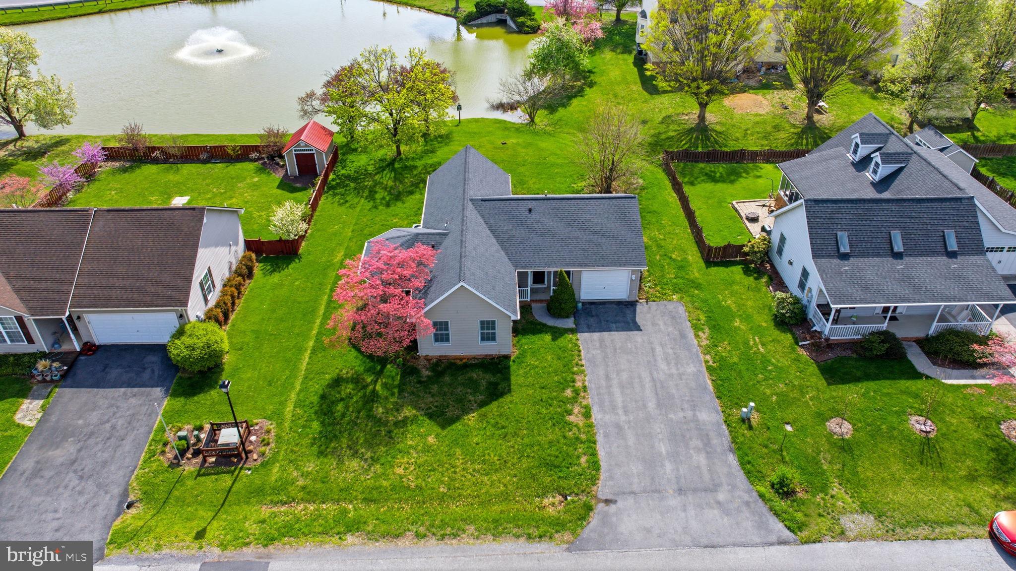 LAUREL RIDGE - Residential