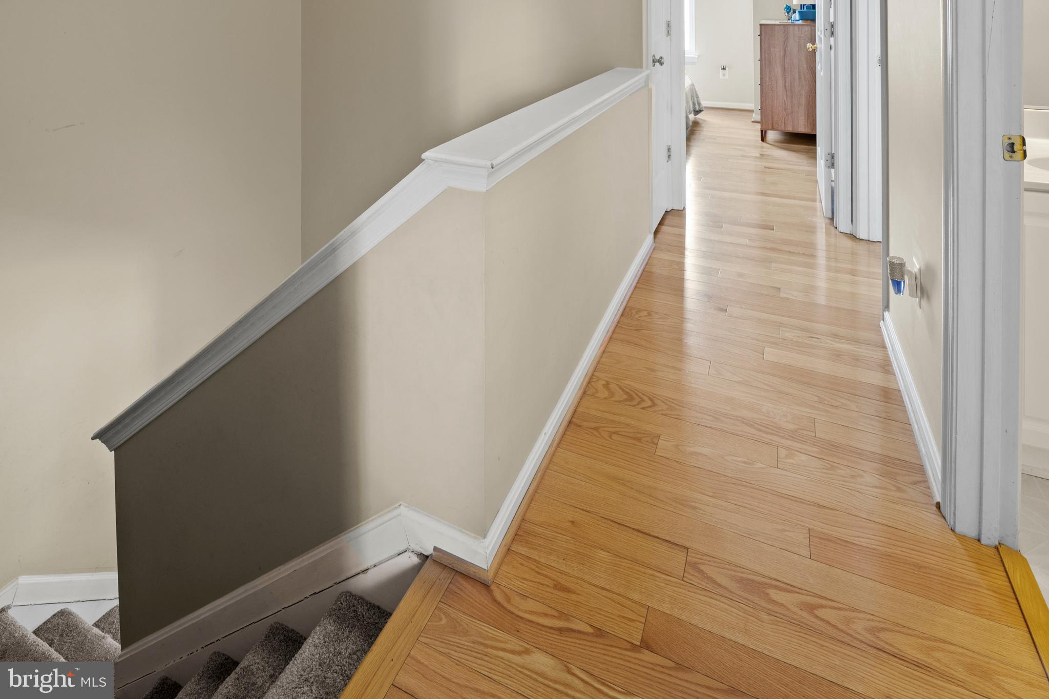 RIVER OAKS - Residential