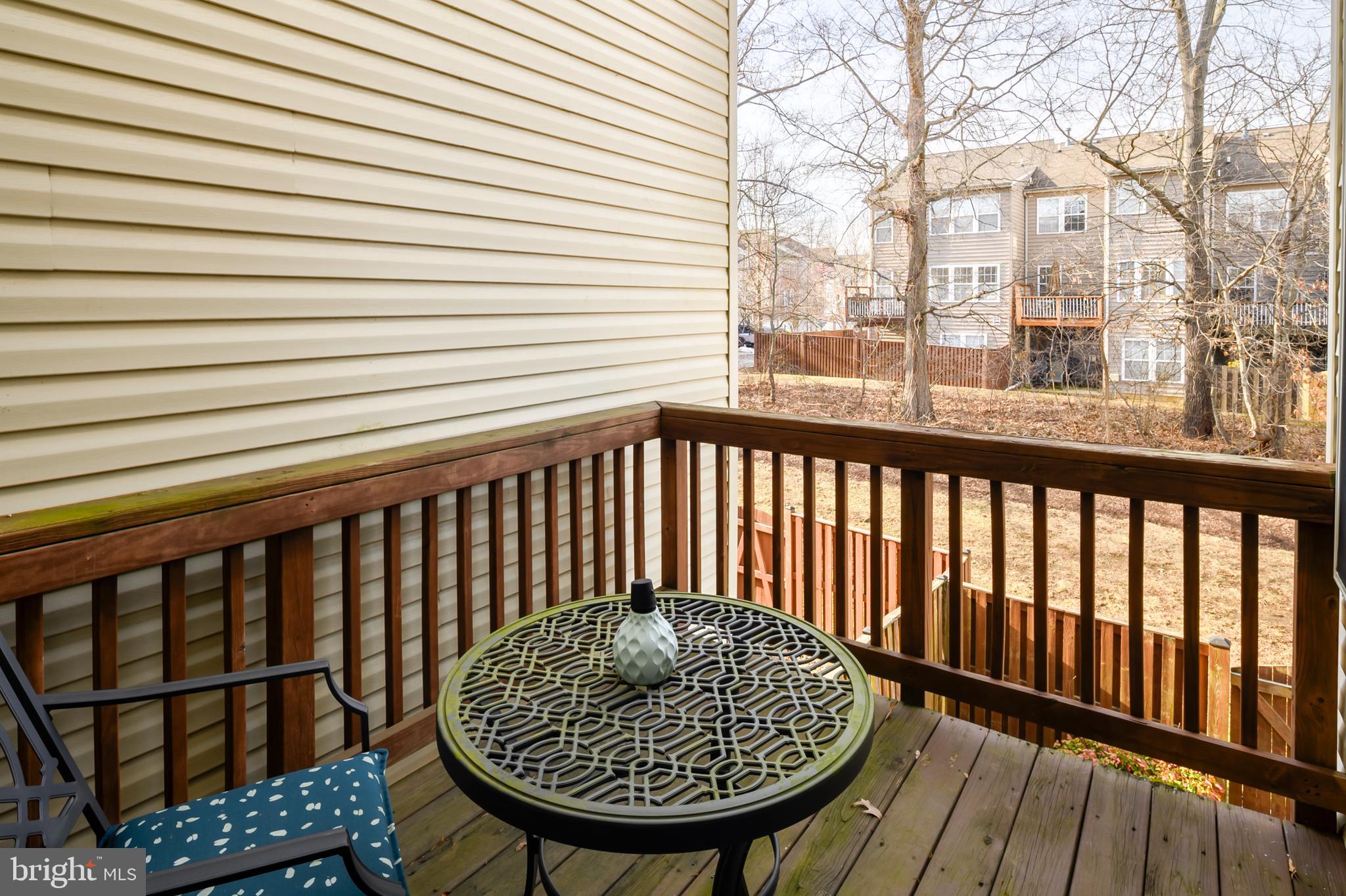 RIVER OAKS - Residential