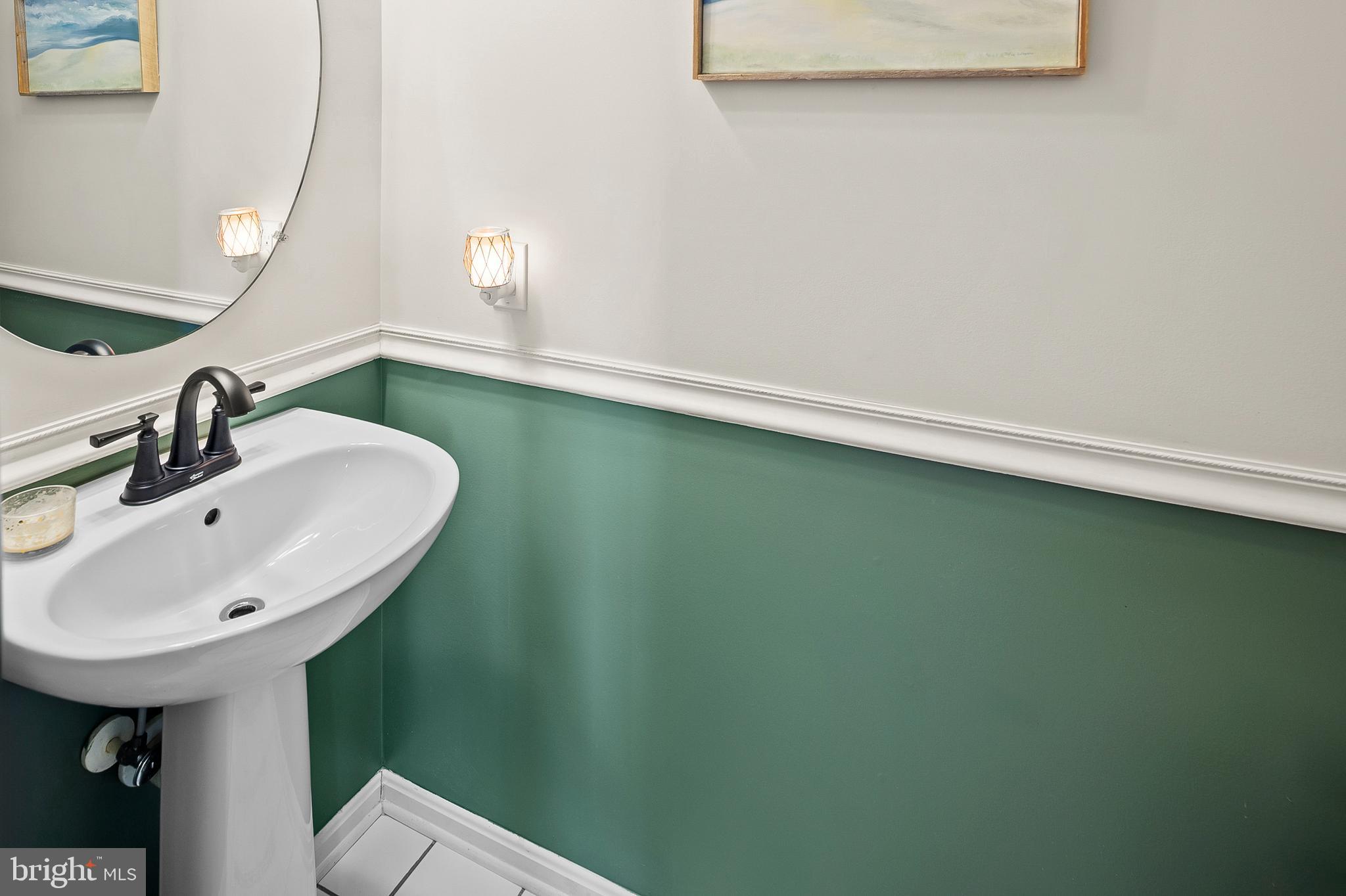 RIVER OAKS - Residential