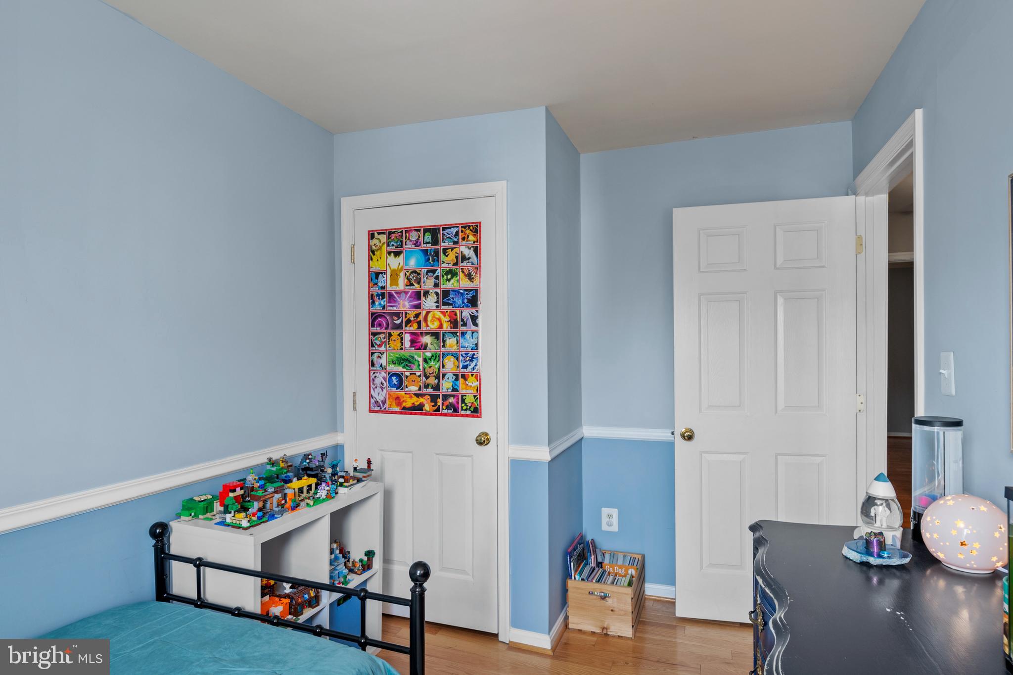 RIVER OAKS - Residential