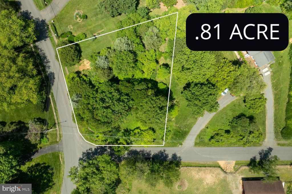 Photo of 8130 Hillcrest Drive, MANASSAS, VA 20111 (MLS # VAPW2106582)