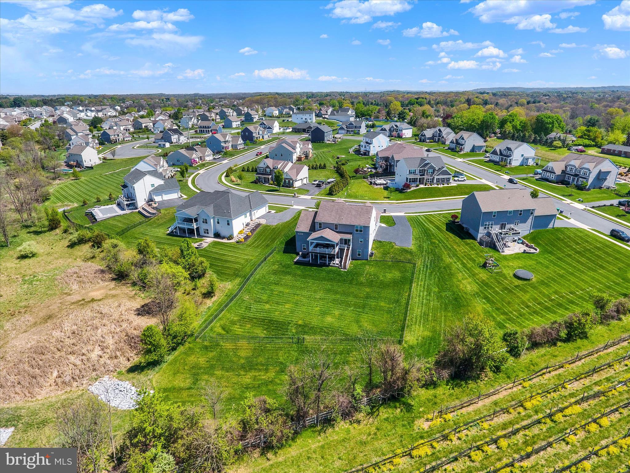 AMBER FIELDS - Residential