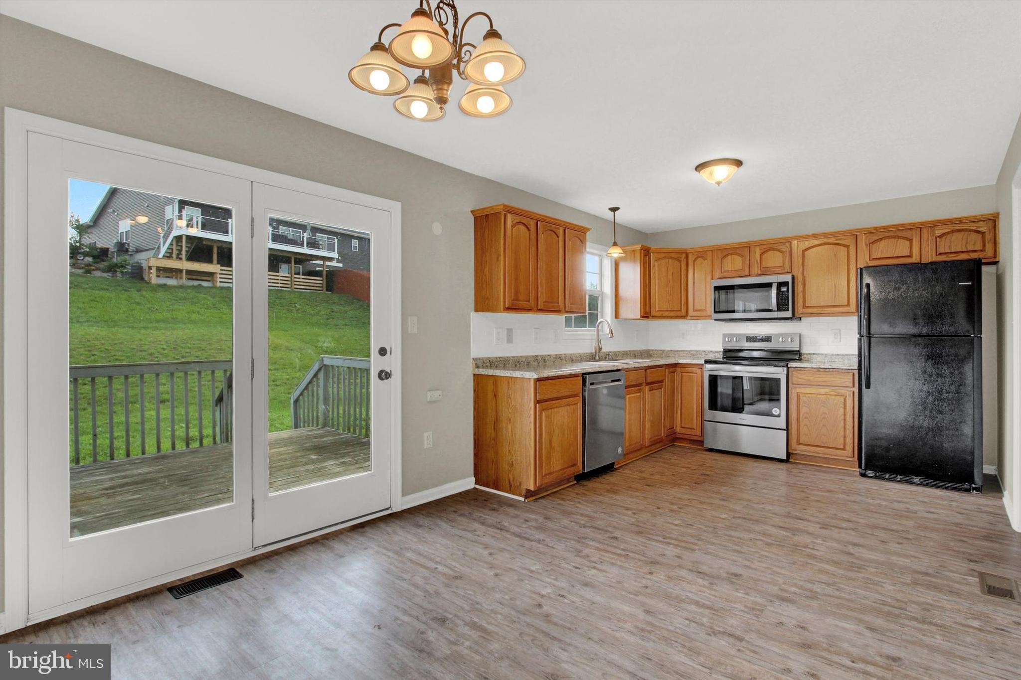 CHAPEL RIDGE - Residential