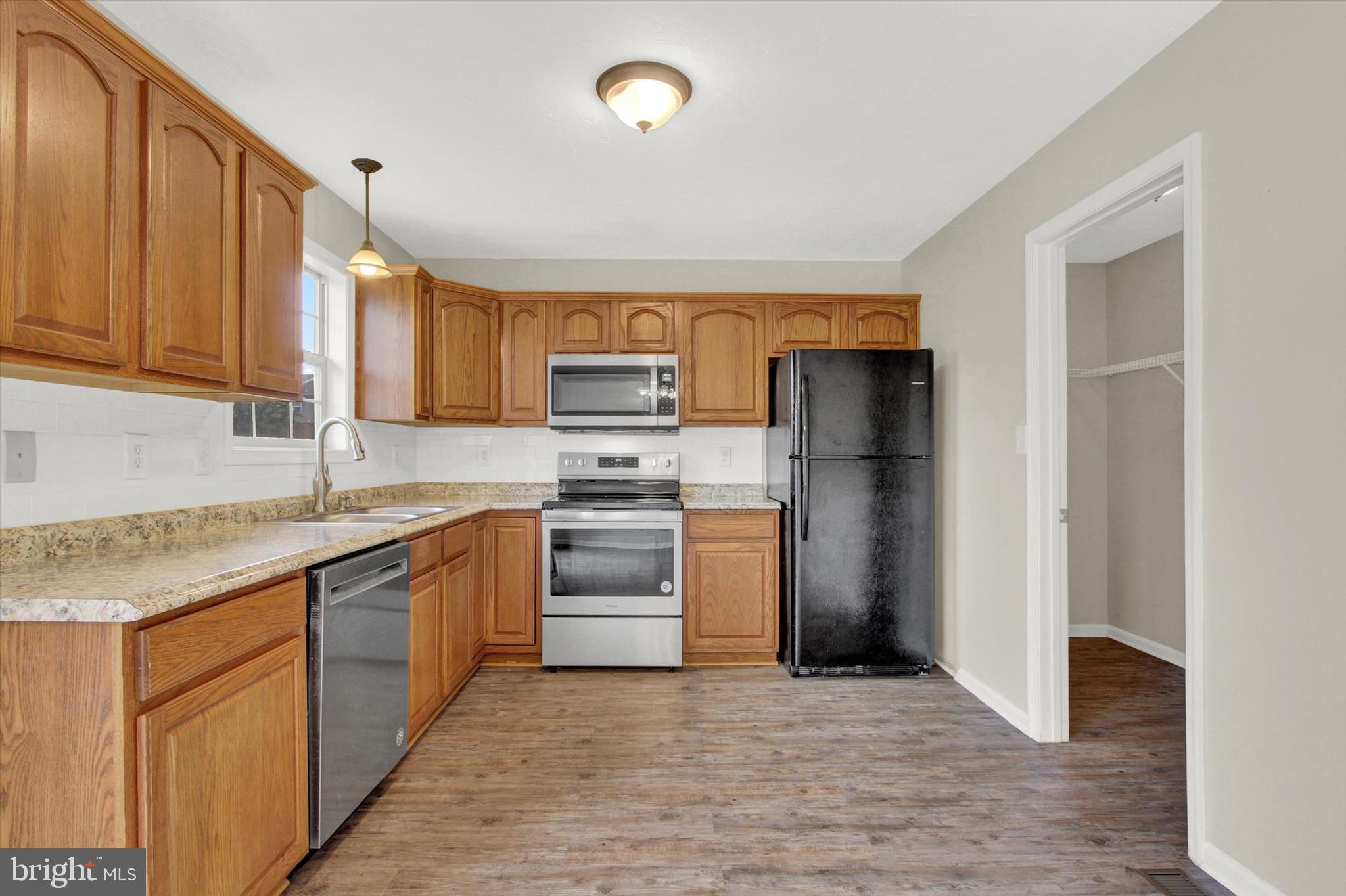 CHAPEL RIDGE - Residential