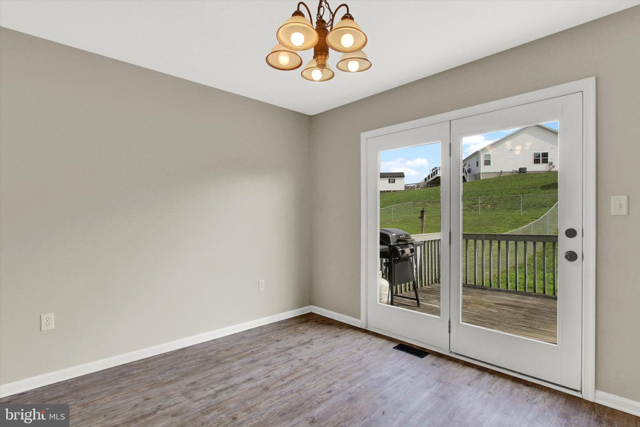 CHAPEL RIDGE - Residential