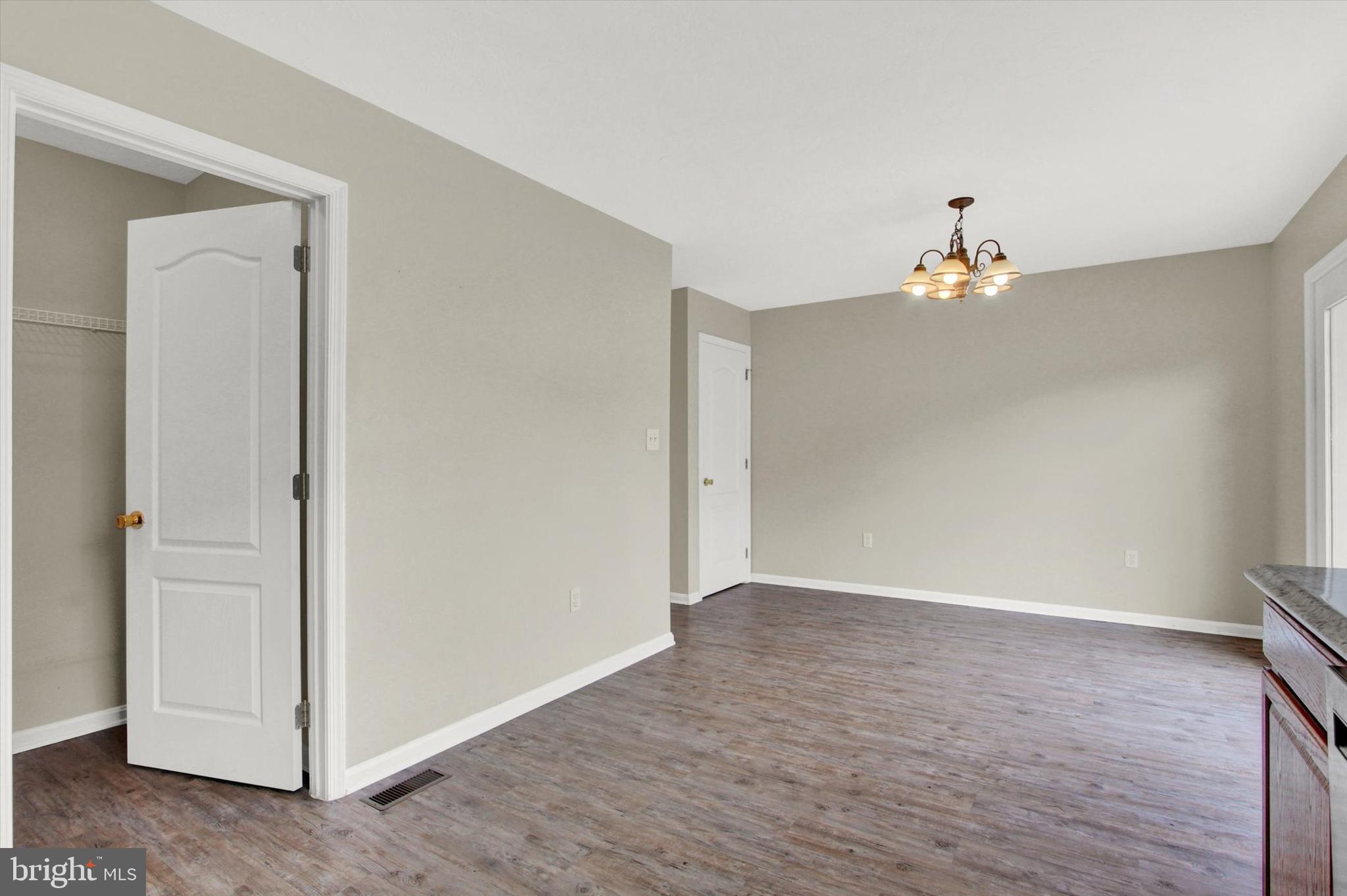 CHAPEL RIDGE - Residential