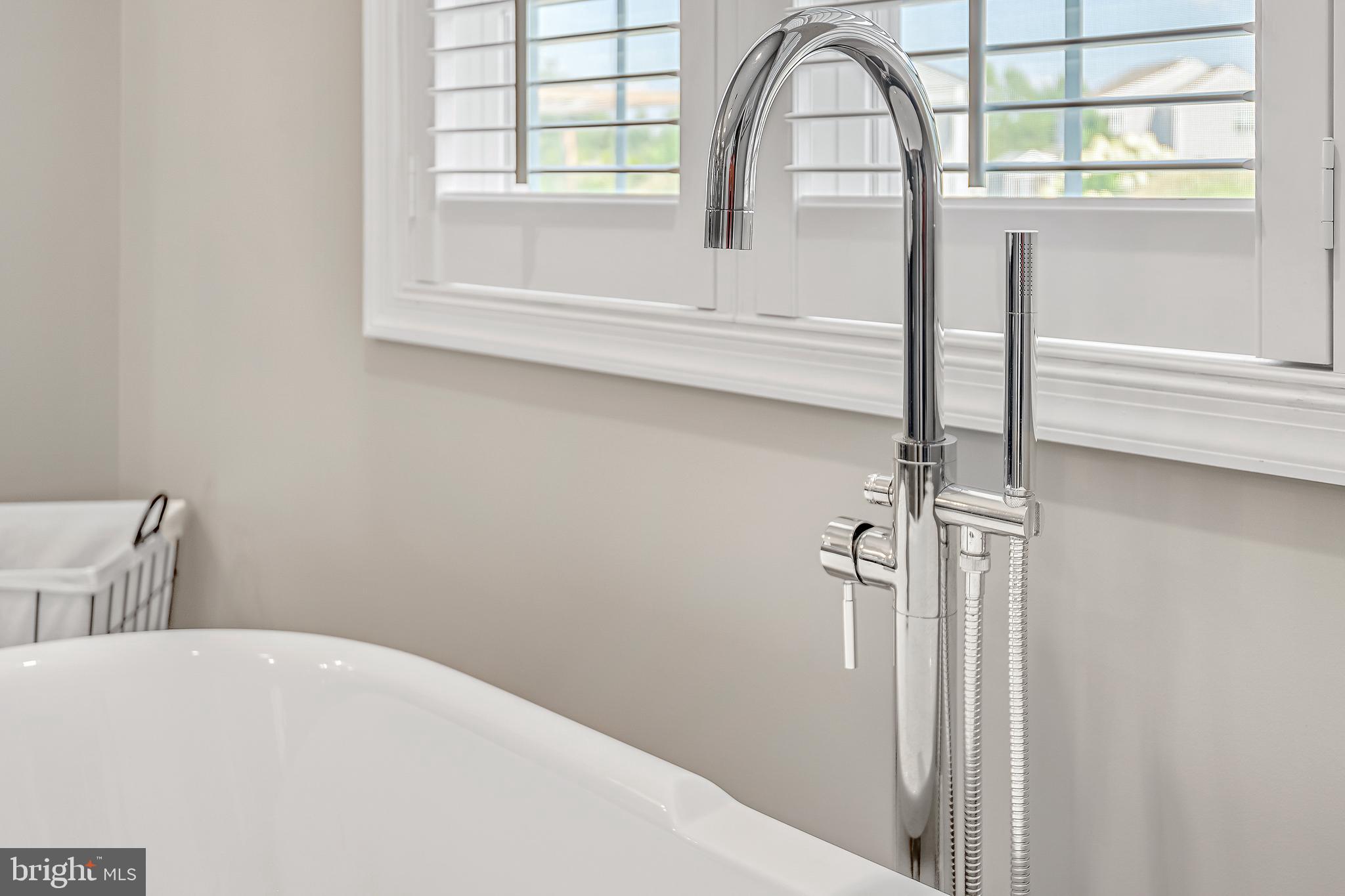 HEPPLEWHITE ESTATES - Residential