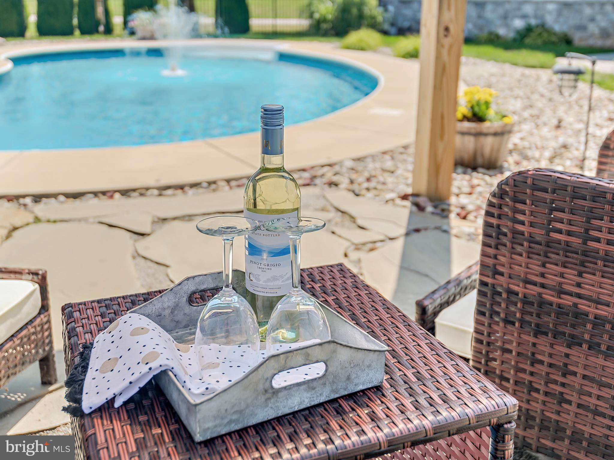 HEPPLEWHITE ESTATES - Residential