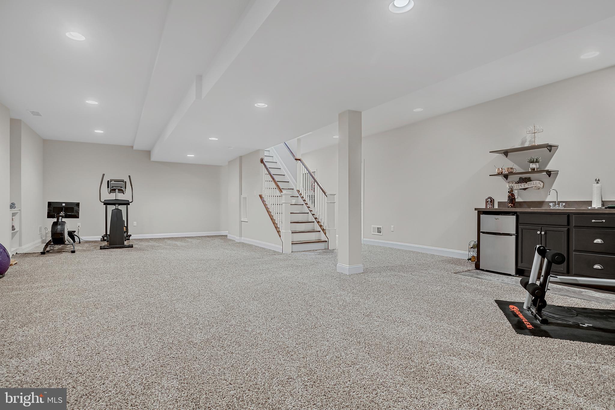 HEPPLEWHITE ESTATES - Residential