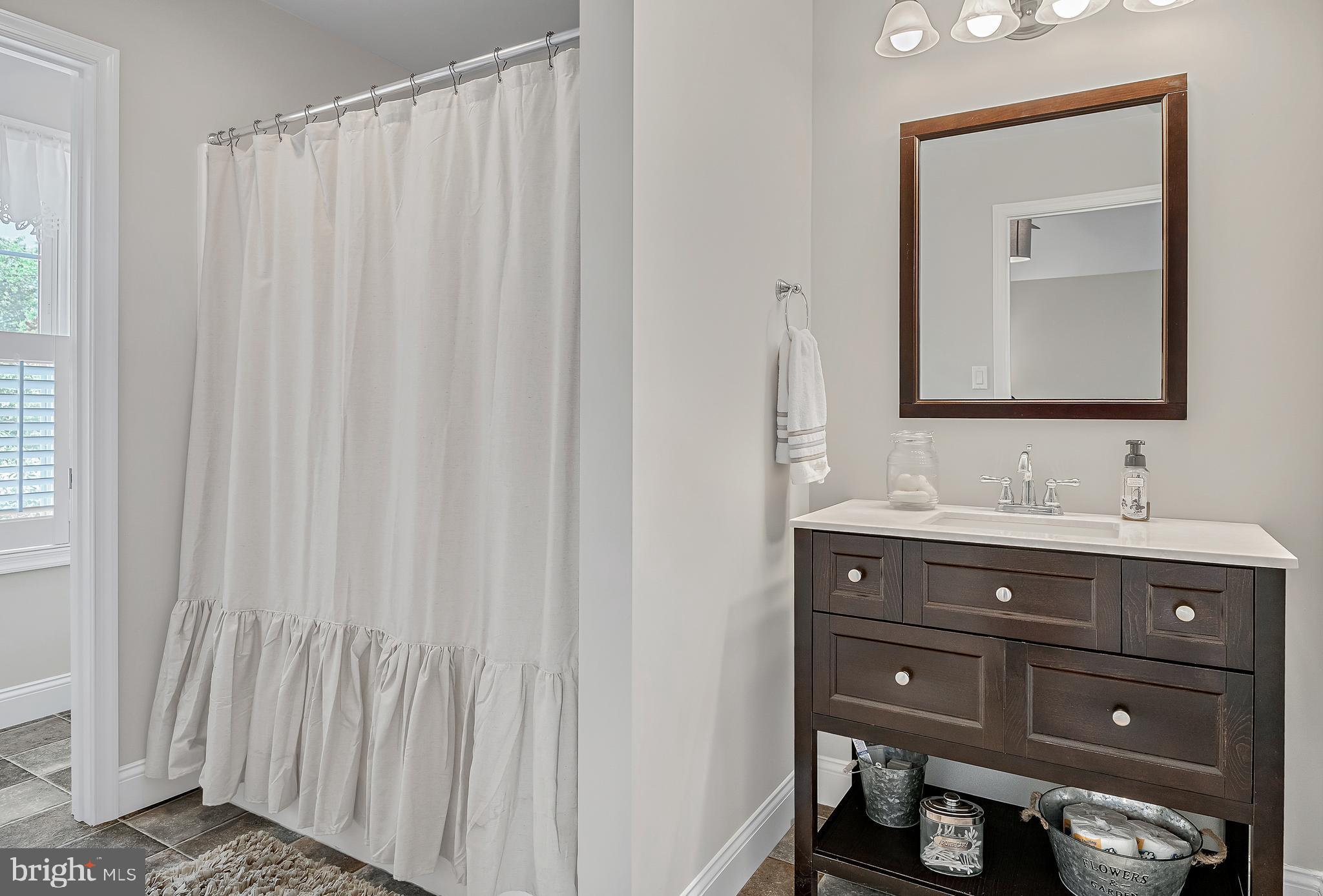 HEPPLEWHITE ESTATES - Residential