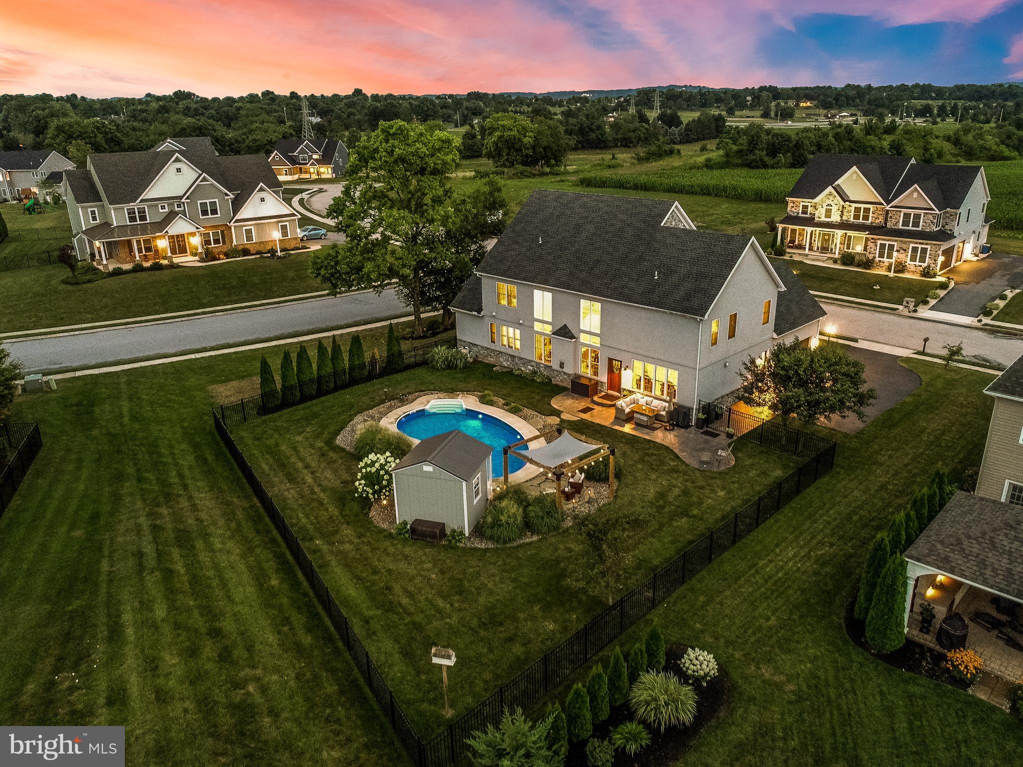 HEPPLEWHITE ESTATES - Residential