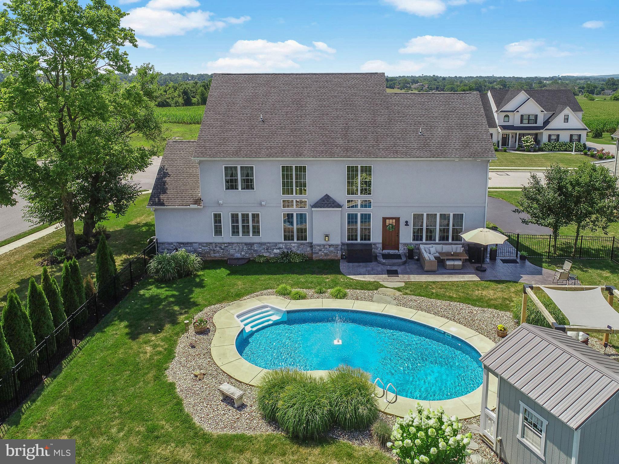 HEPPLEWHITE ESTATES - Residential