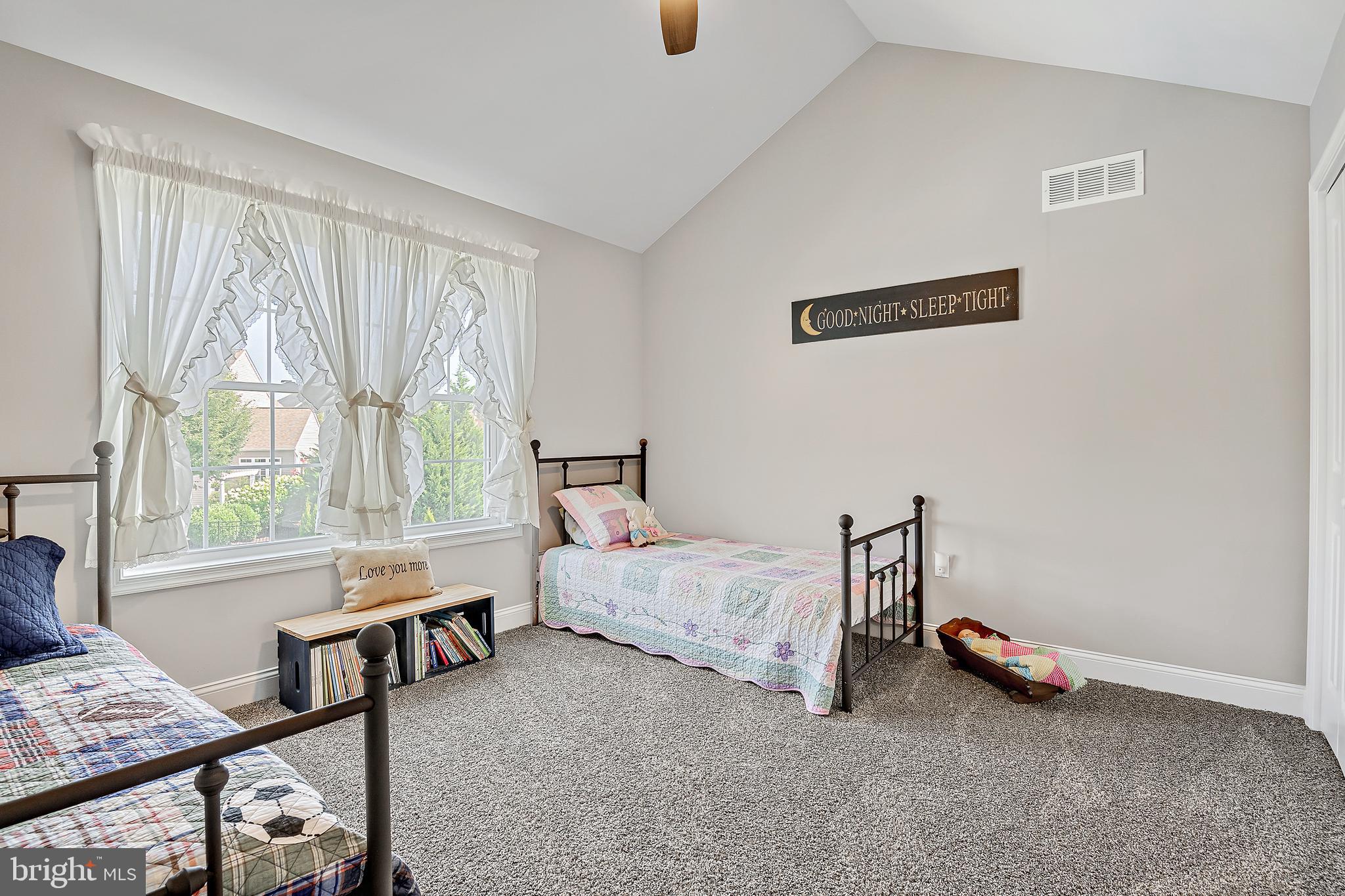 HEPPLEWHITE ESTATES - Residential