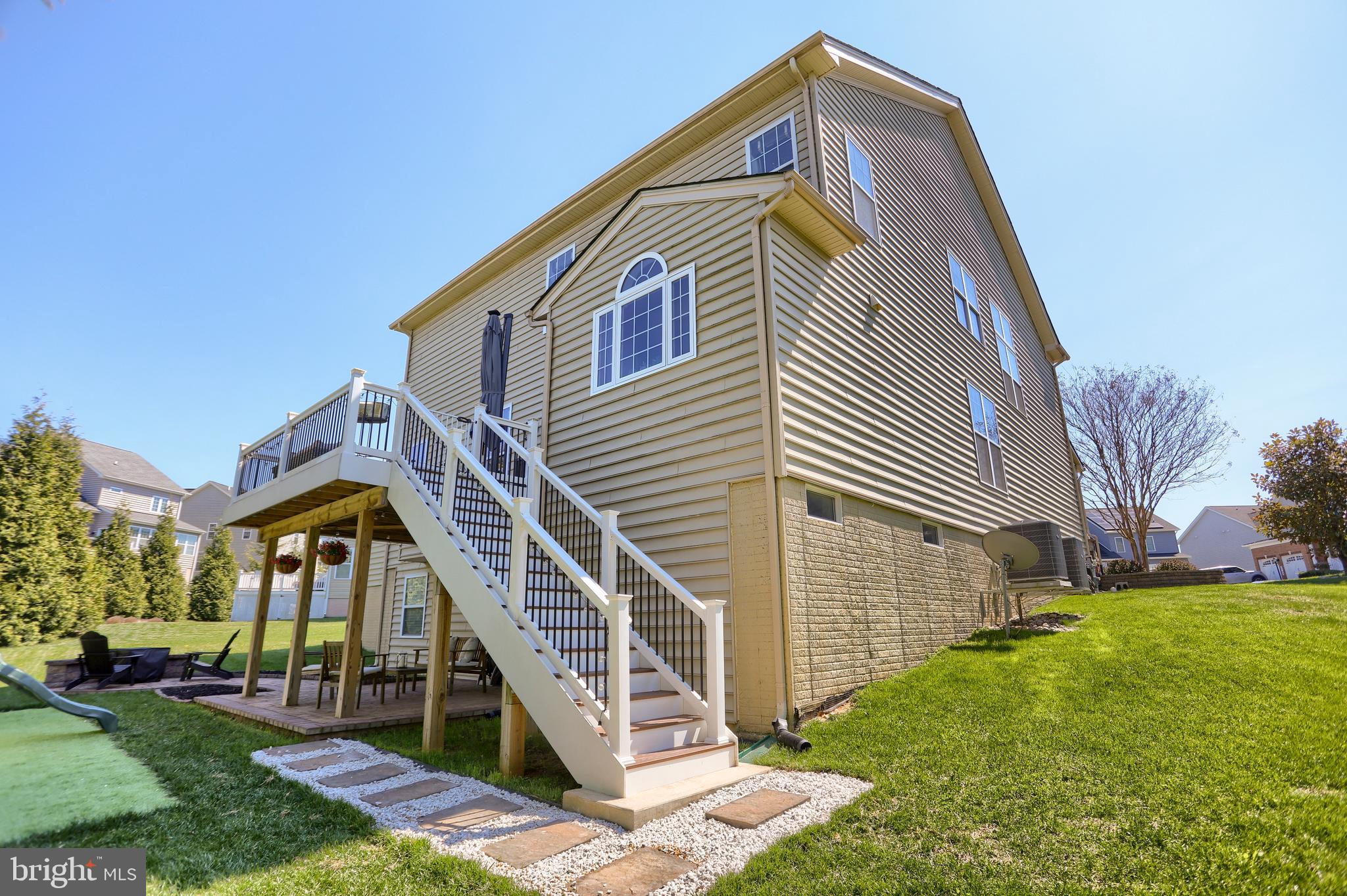 LAUREL RIDGE - THE GLEN - Residential