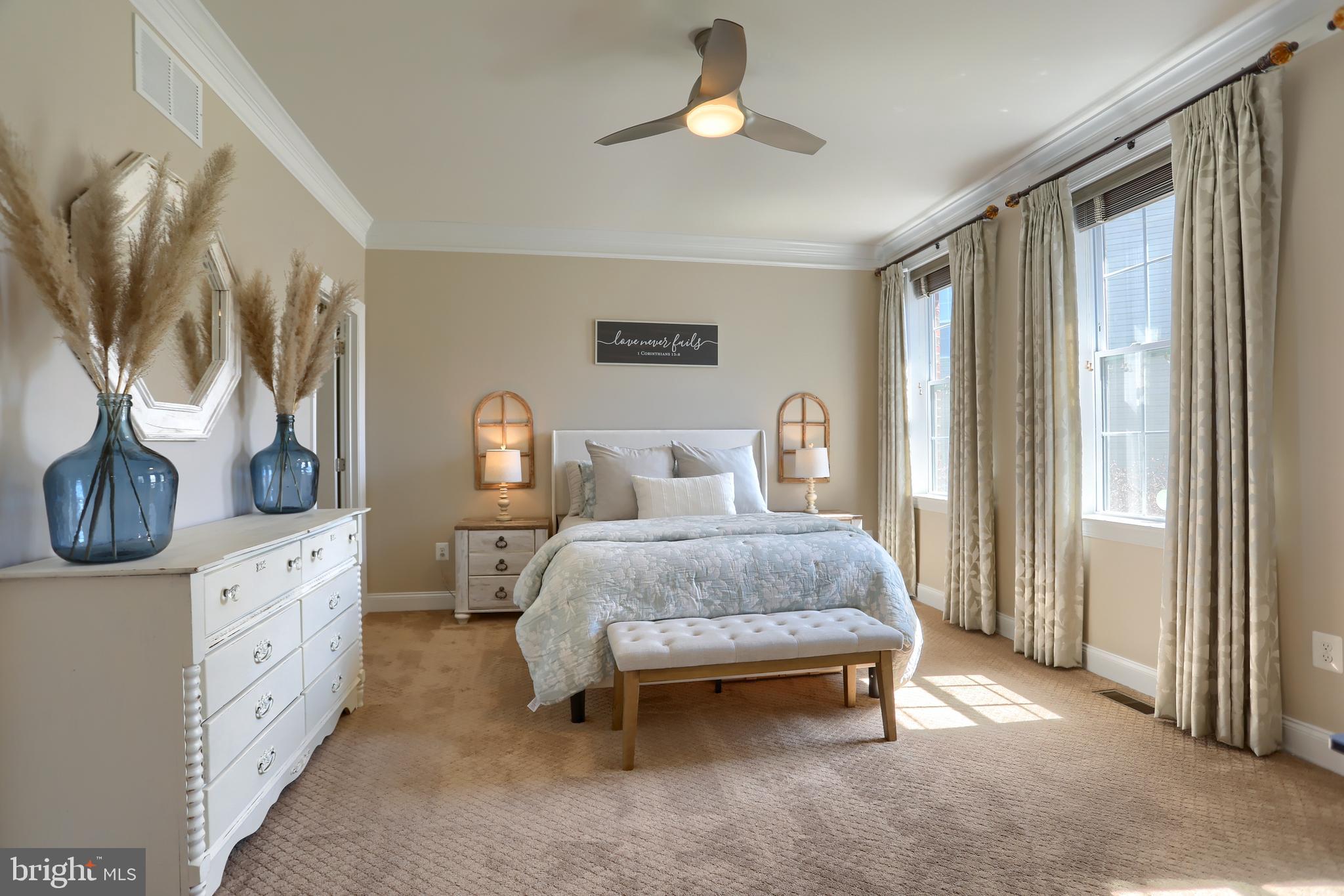 LAUREL RIDGE - THE GLEN - Residential