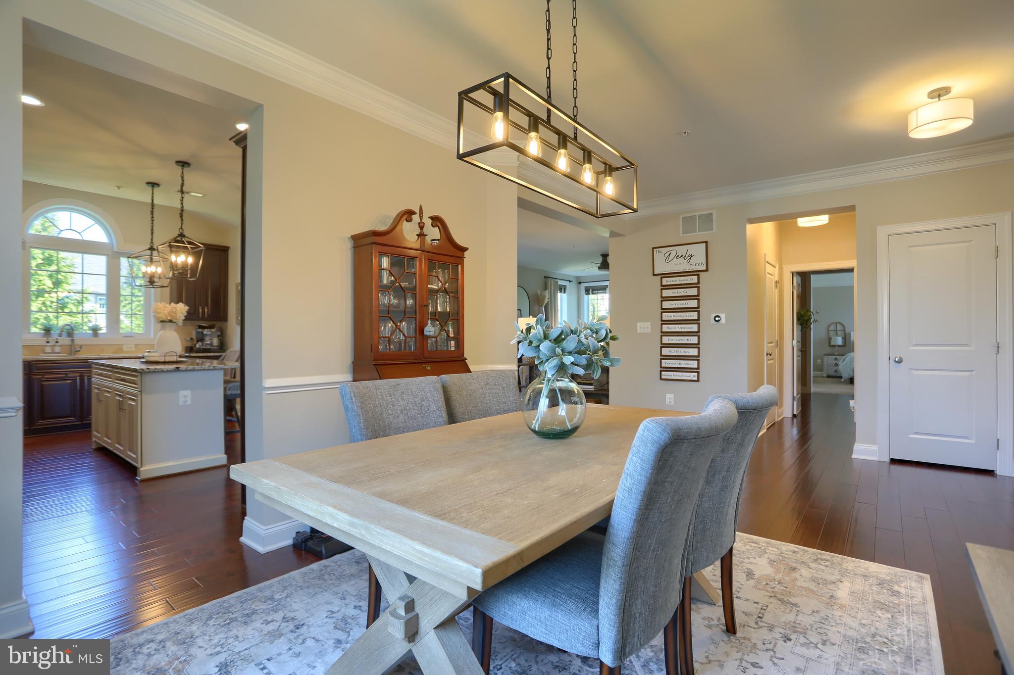 LAUREL RIDGE - THE GLEN - Residential