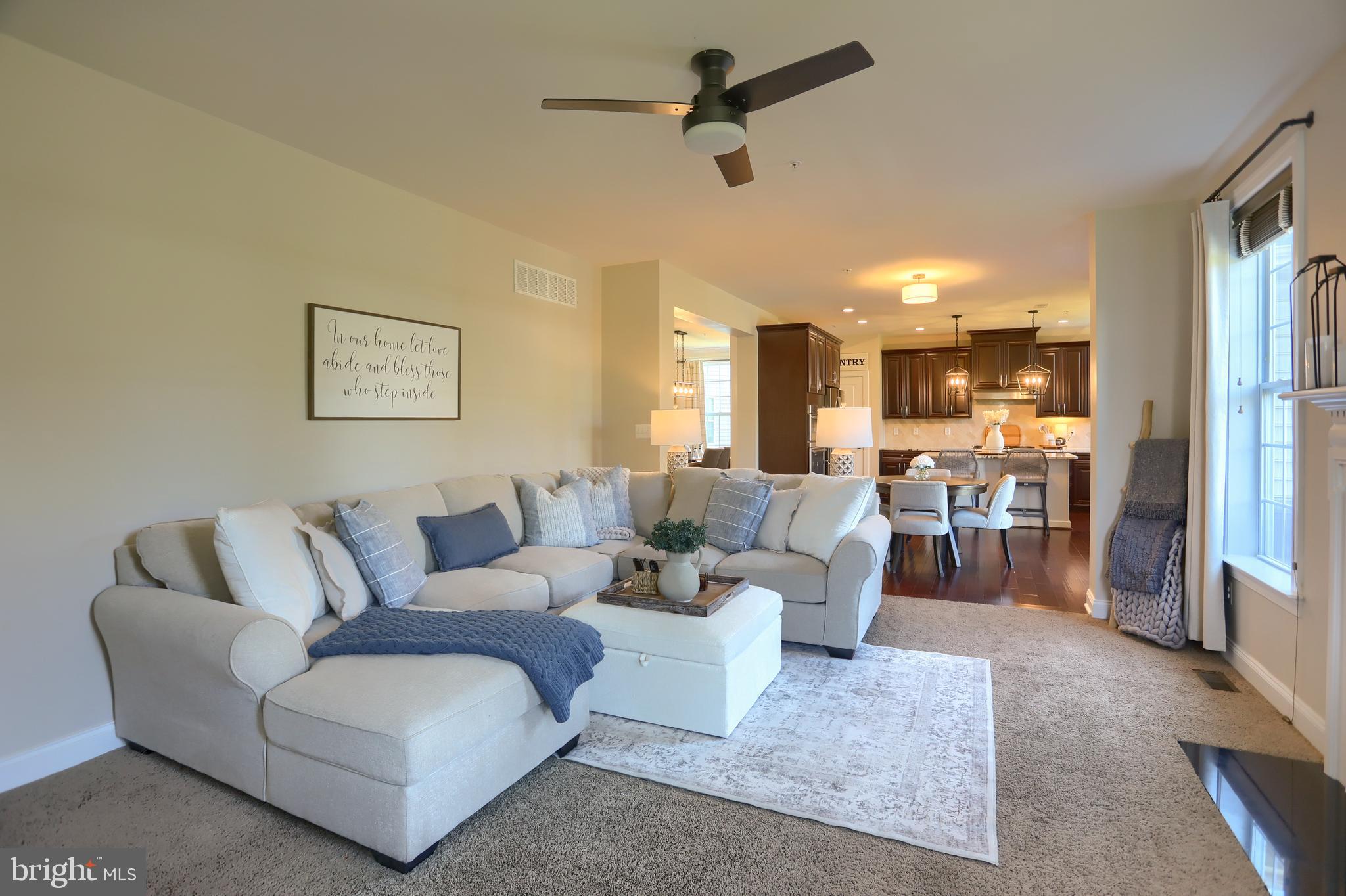 LAUREL RIDGE - THE GLEN - Residential