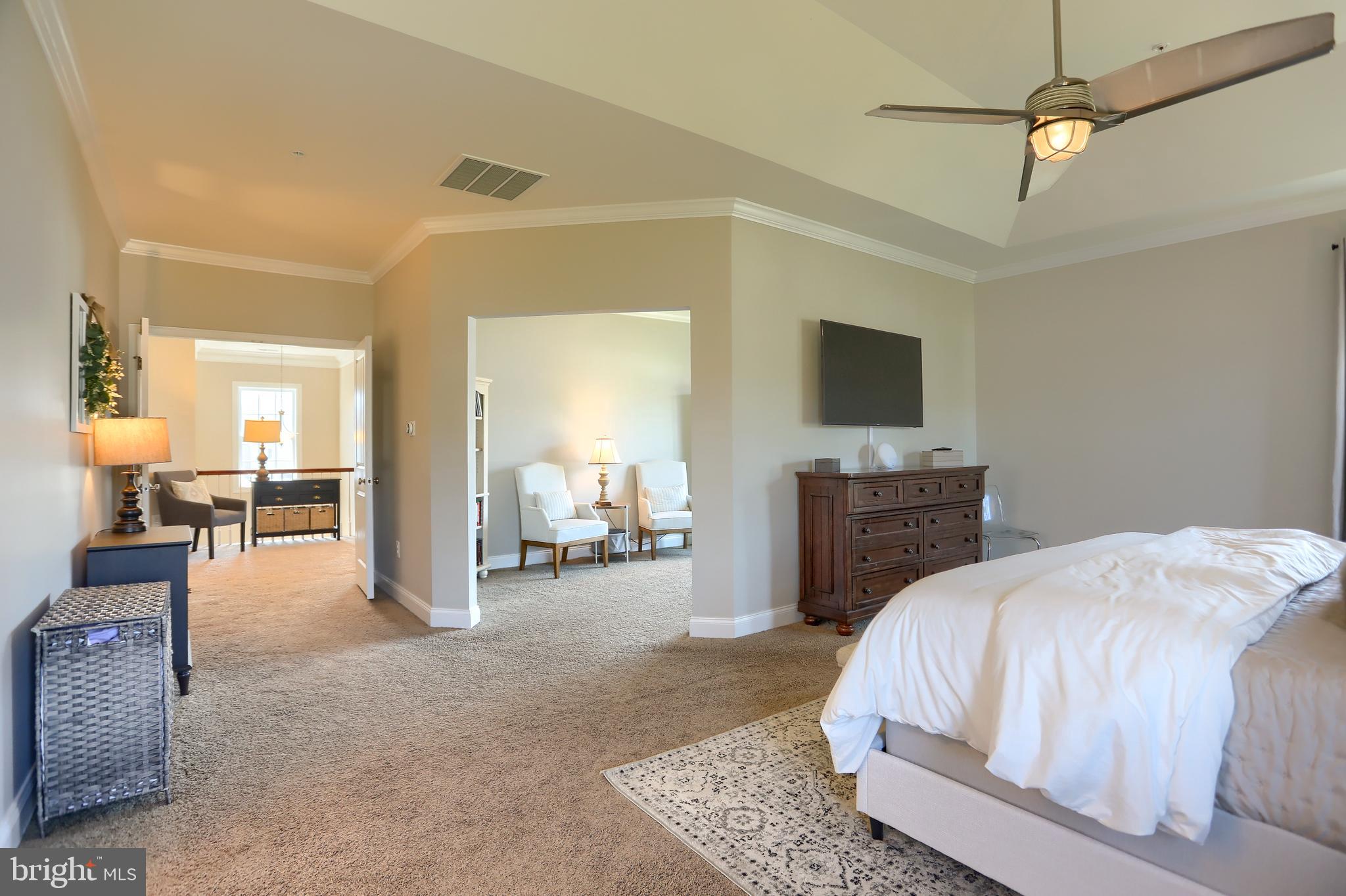 LAUREL RIDGE - THE GLEN - Residential