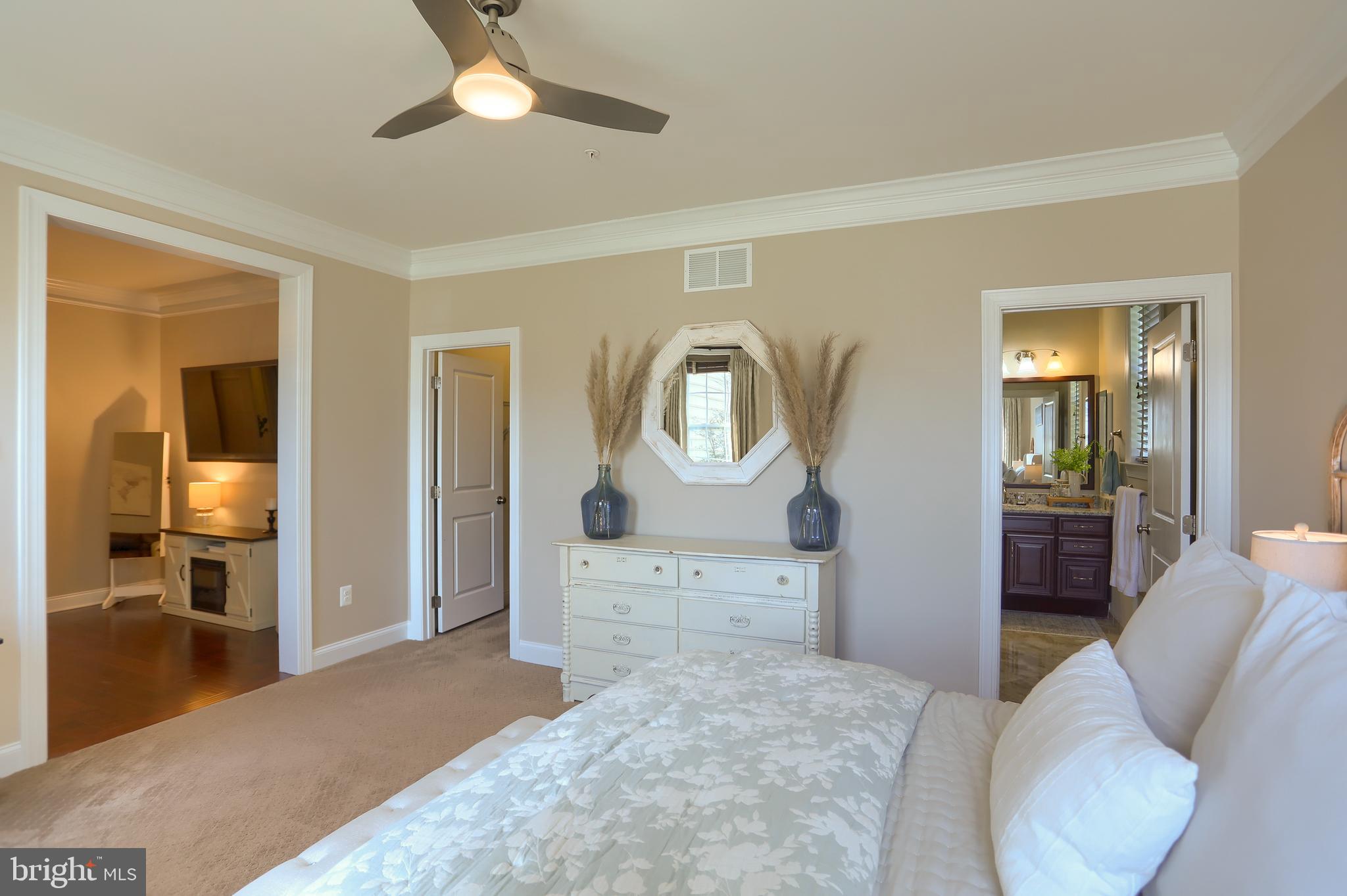 LAUREL RIDGE - THE GLEN - Residential