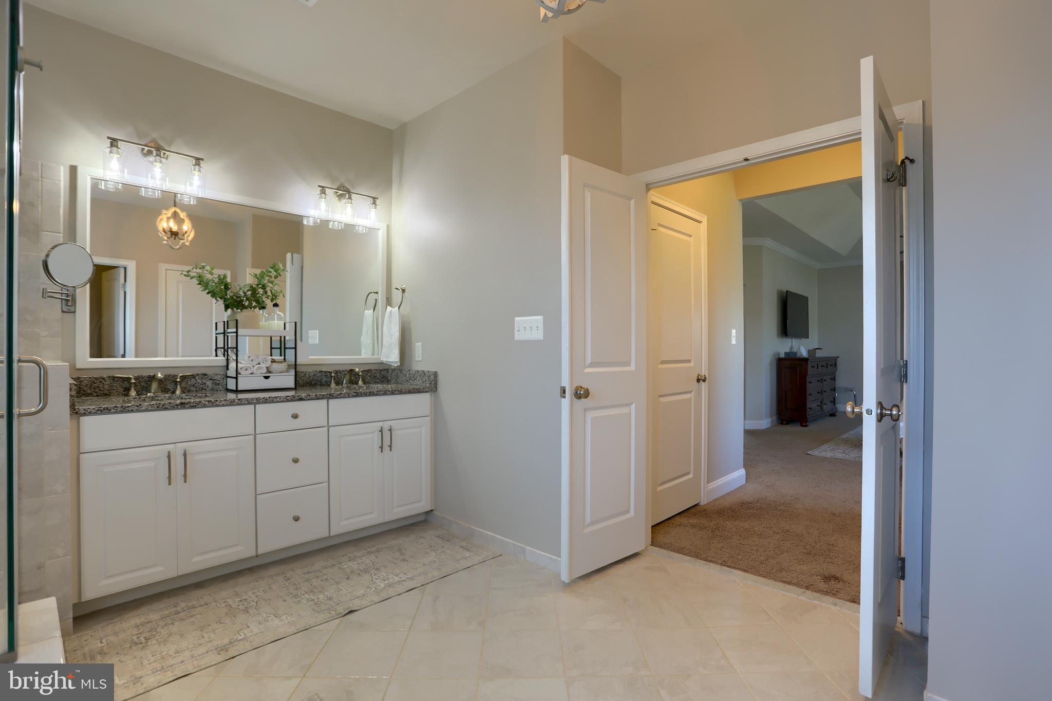 LAUREL RIDGE - THE GLEN - Residential