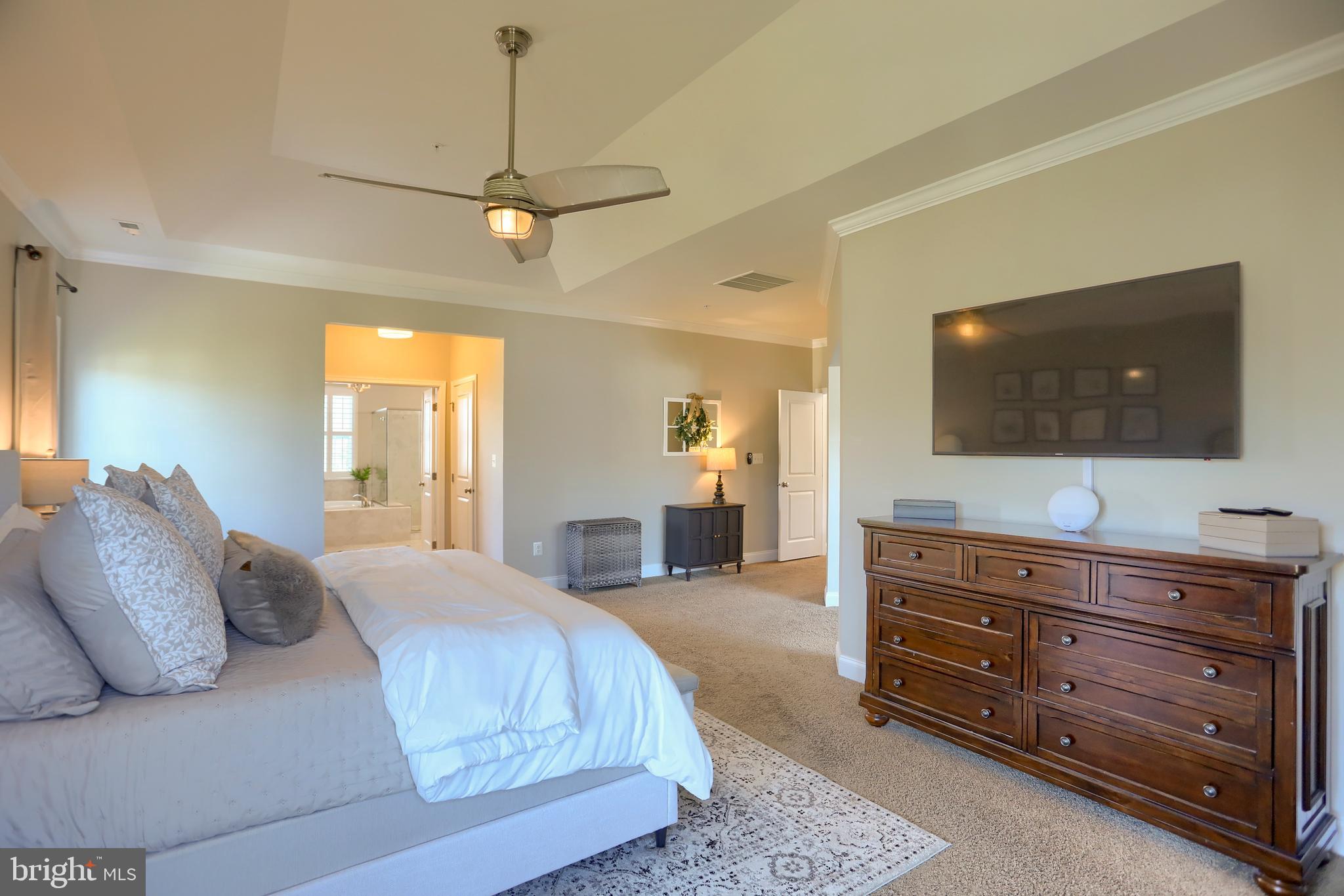 LAUREL RIDGE - THE GLEN - Residential