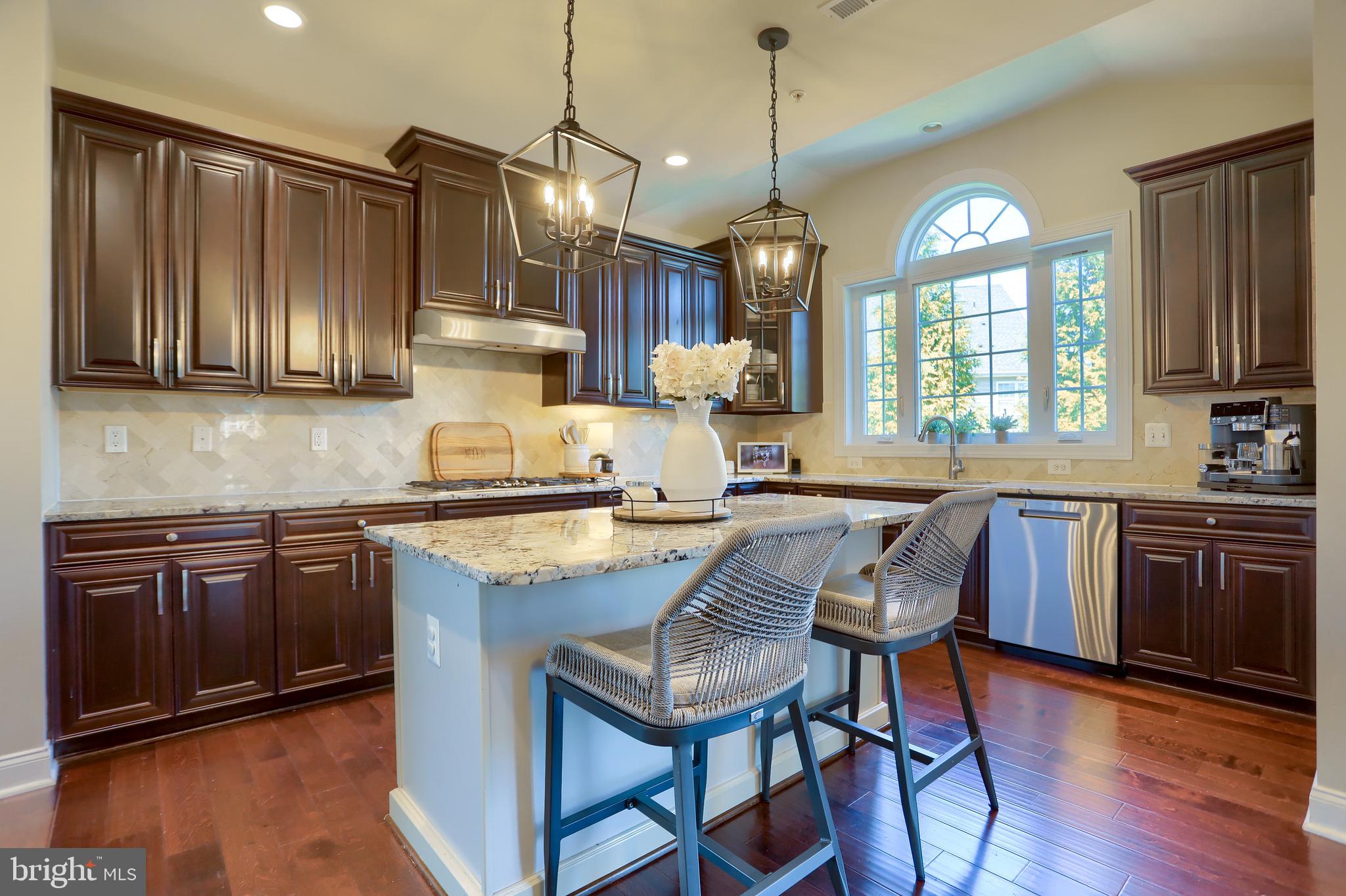 LAUREL RIDGE - THE GLEN - Residential