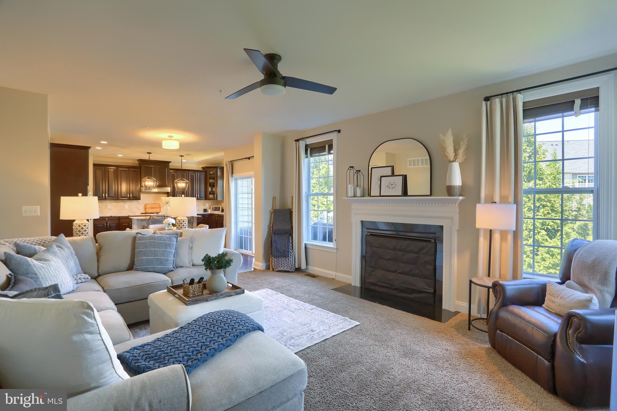 LAUREL RIDGE - THE GLEN - Residential