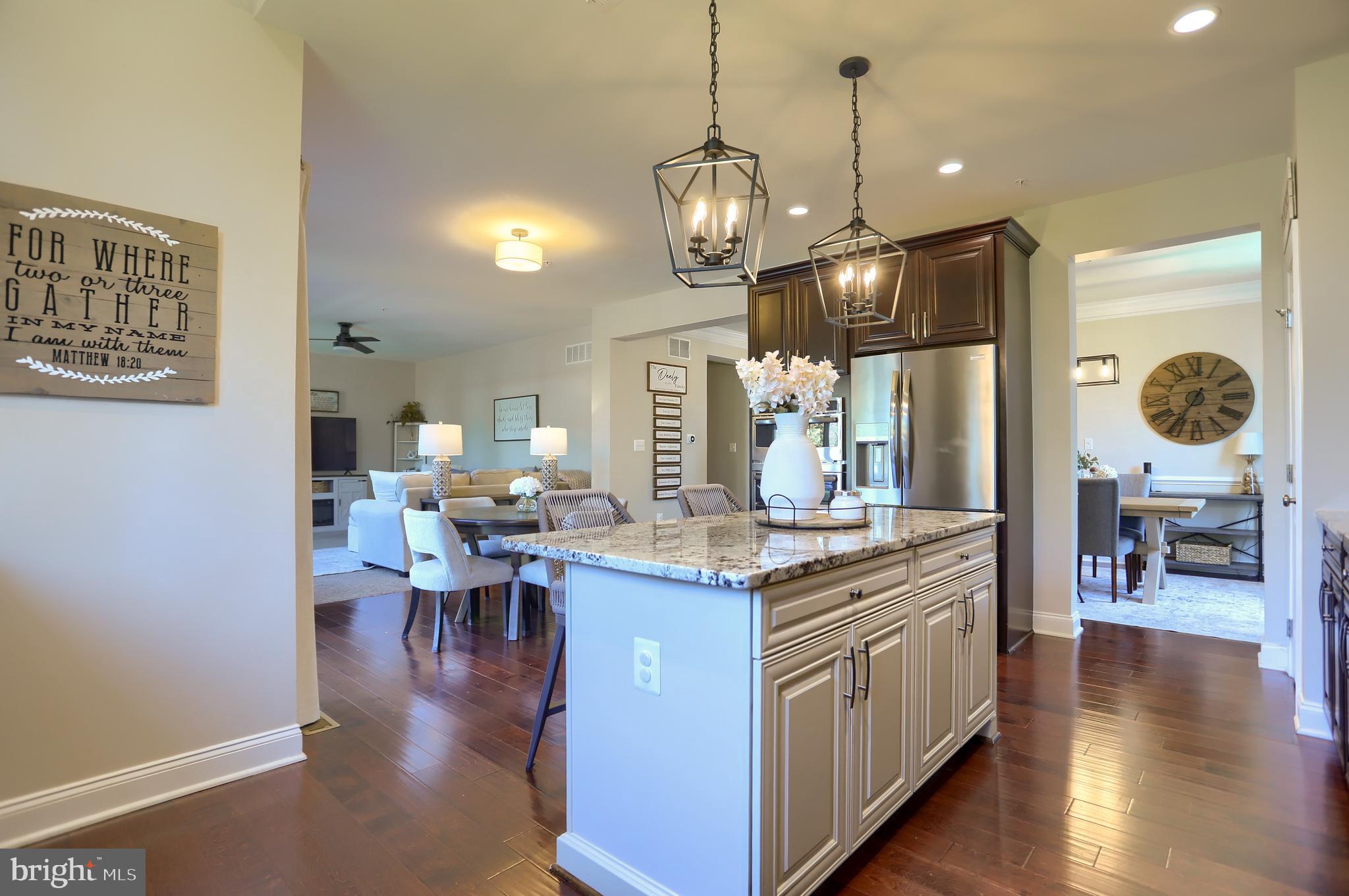 LAUREL RIDGE - THE GLEN - Residential