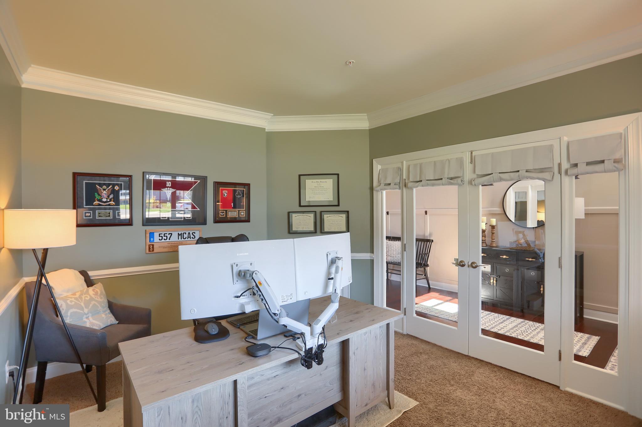 LAUREL RIDGE - THE GLEN - Residential