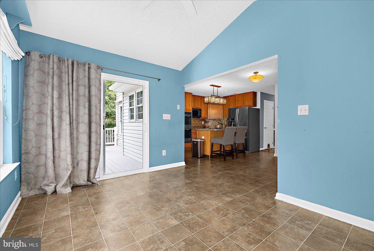 WALNUT POINT - Residential