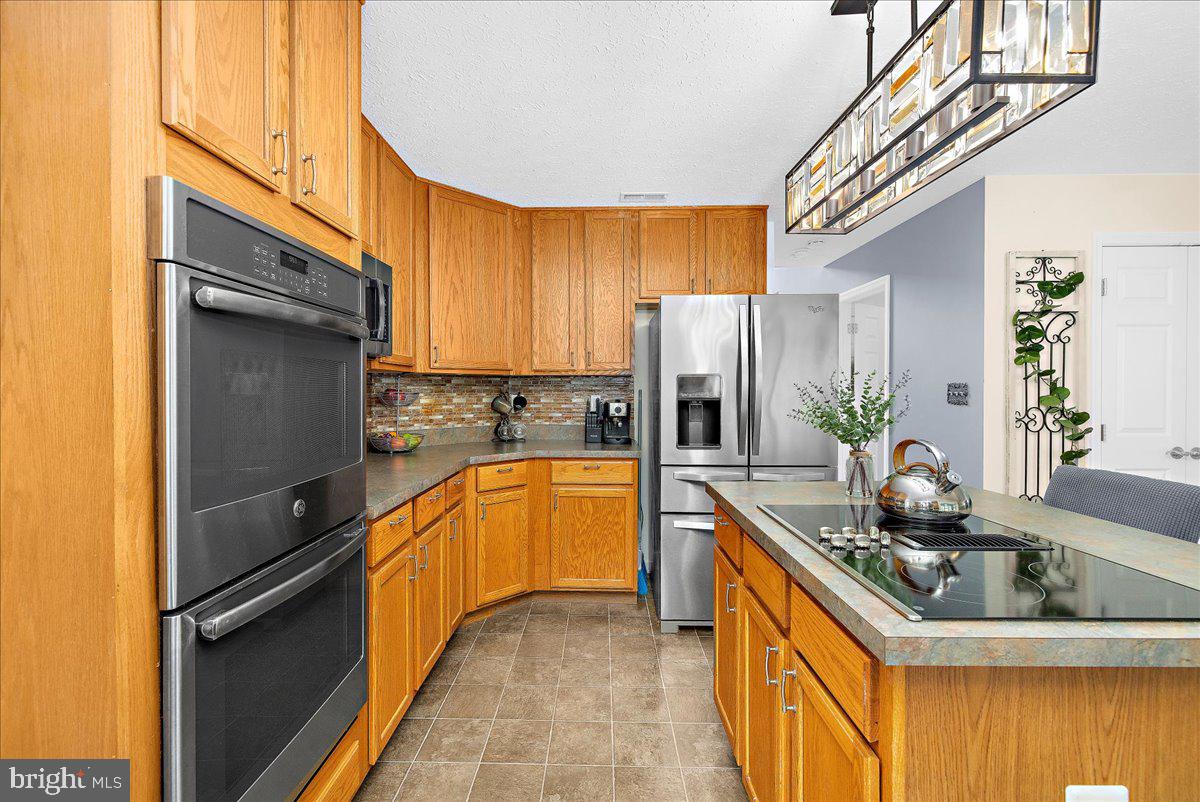 WALNUT POINT - Residential