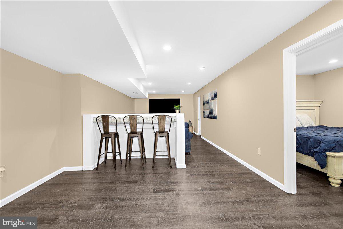 WALNUT POINT - Residential