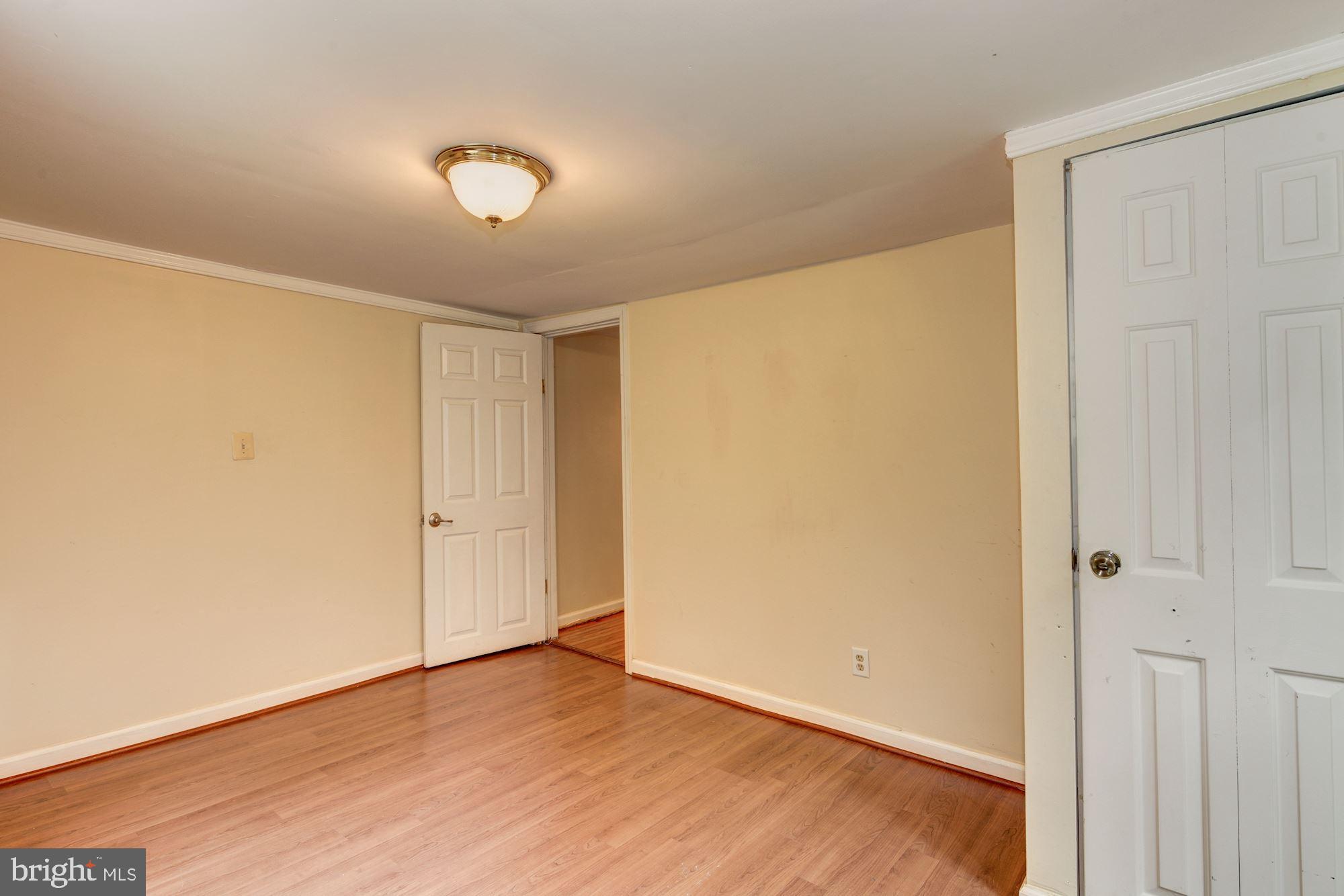 LAUREL - Residential