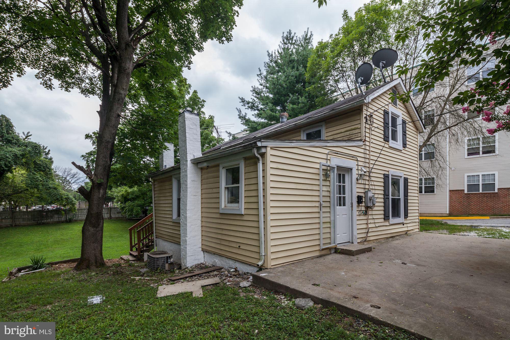 LAUREL - Residential