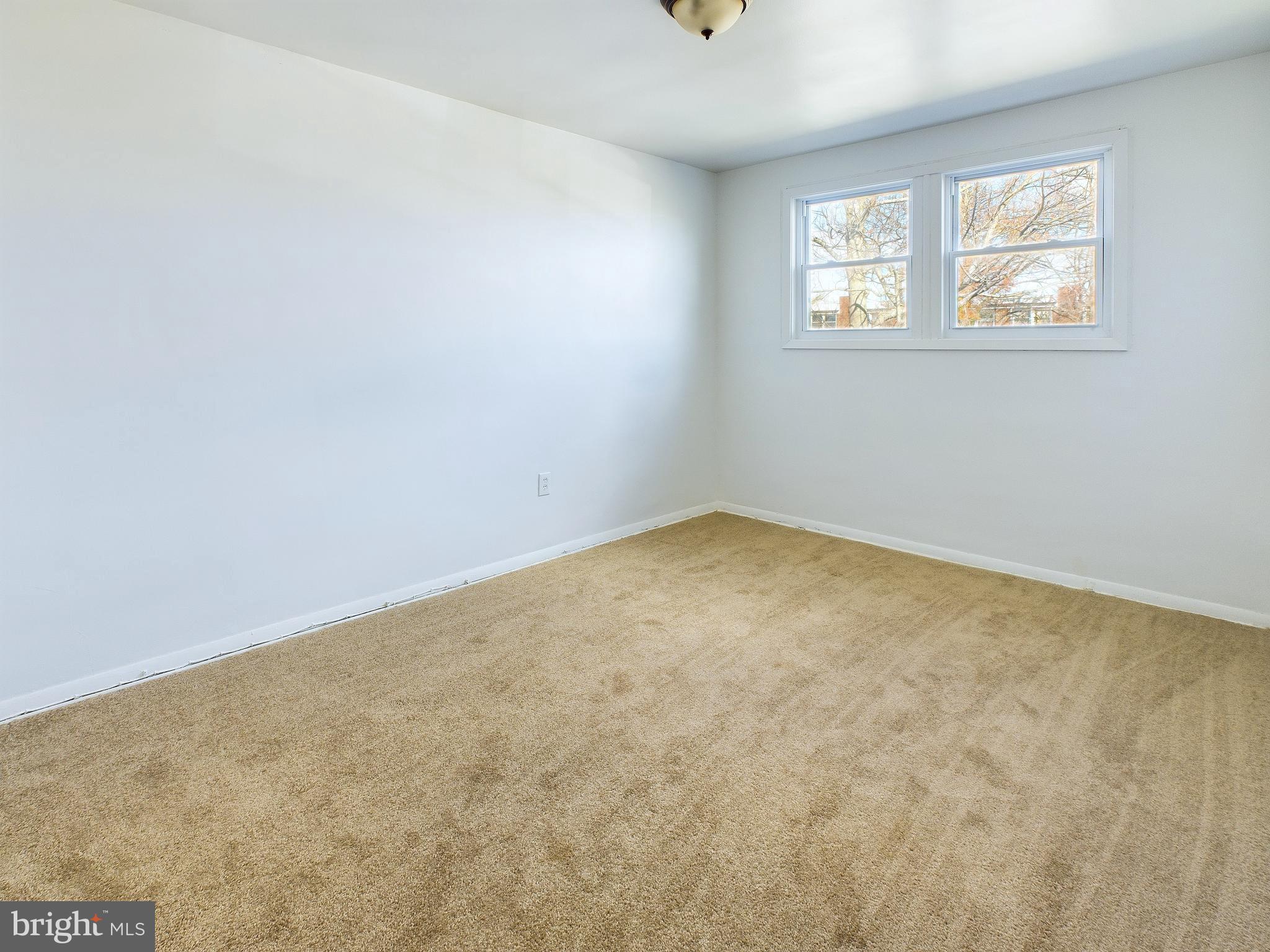 MILBROOK - Residential