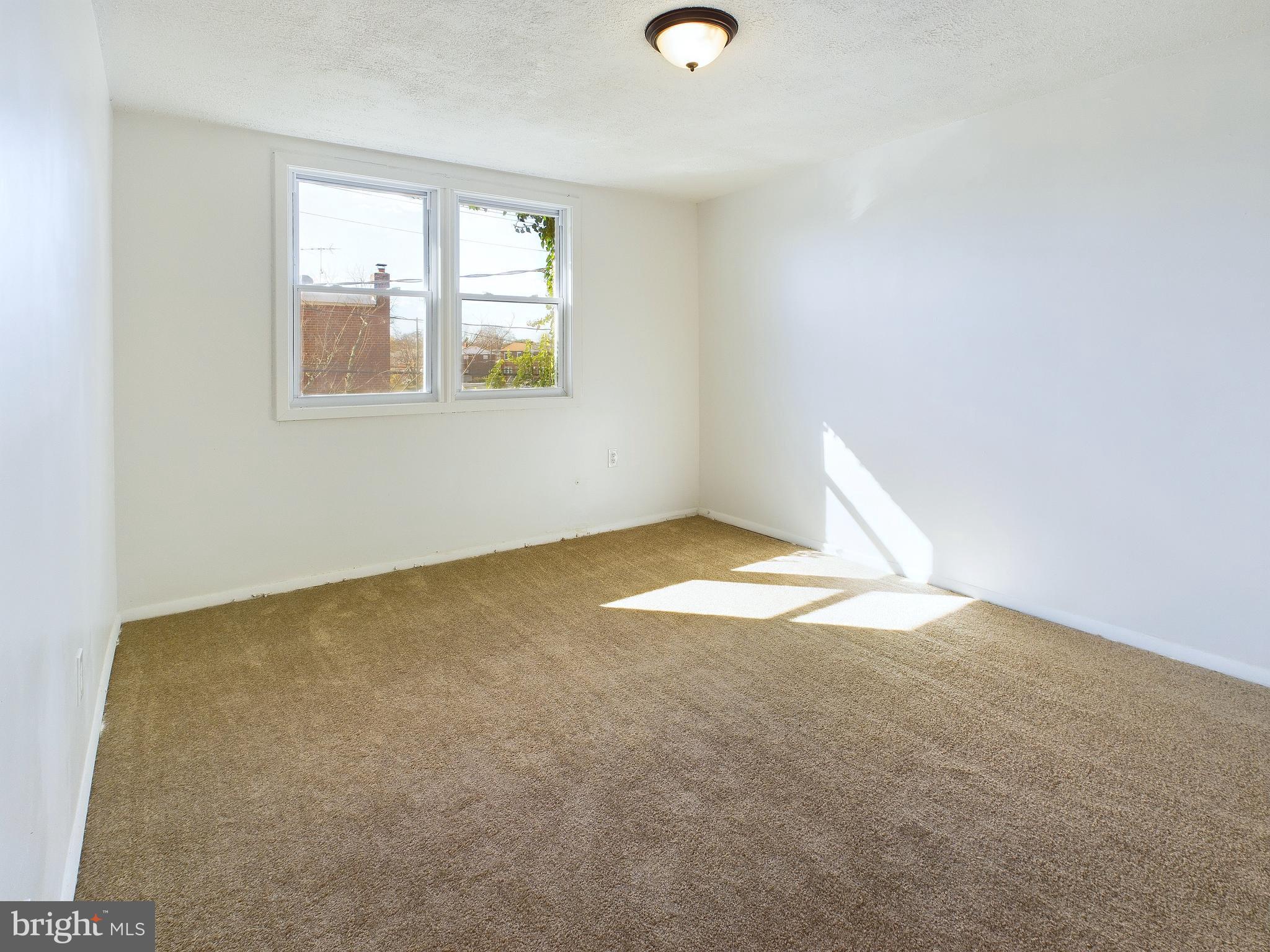 MILBROOK - Residential