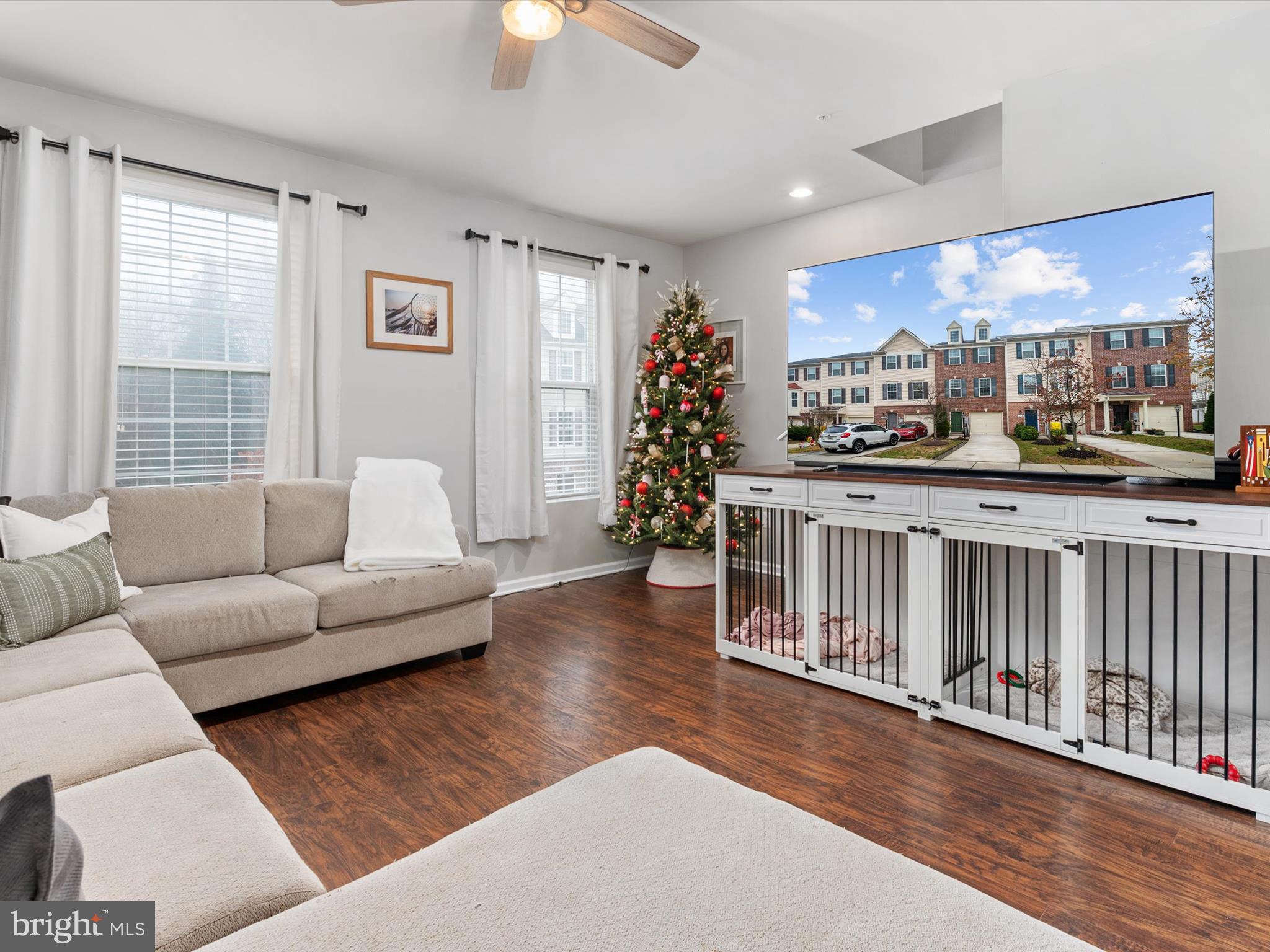 THE POINTE AT TANYARD SPRINGS - Residential Lease