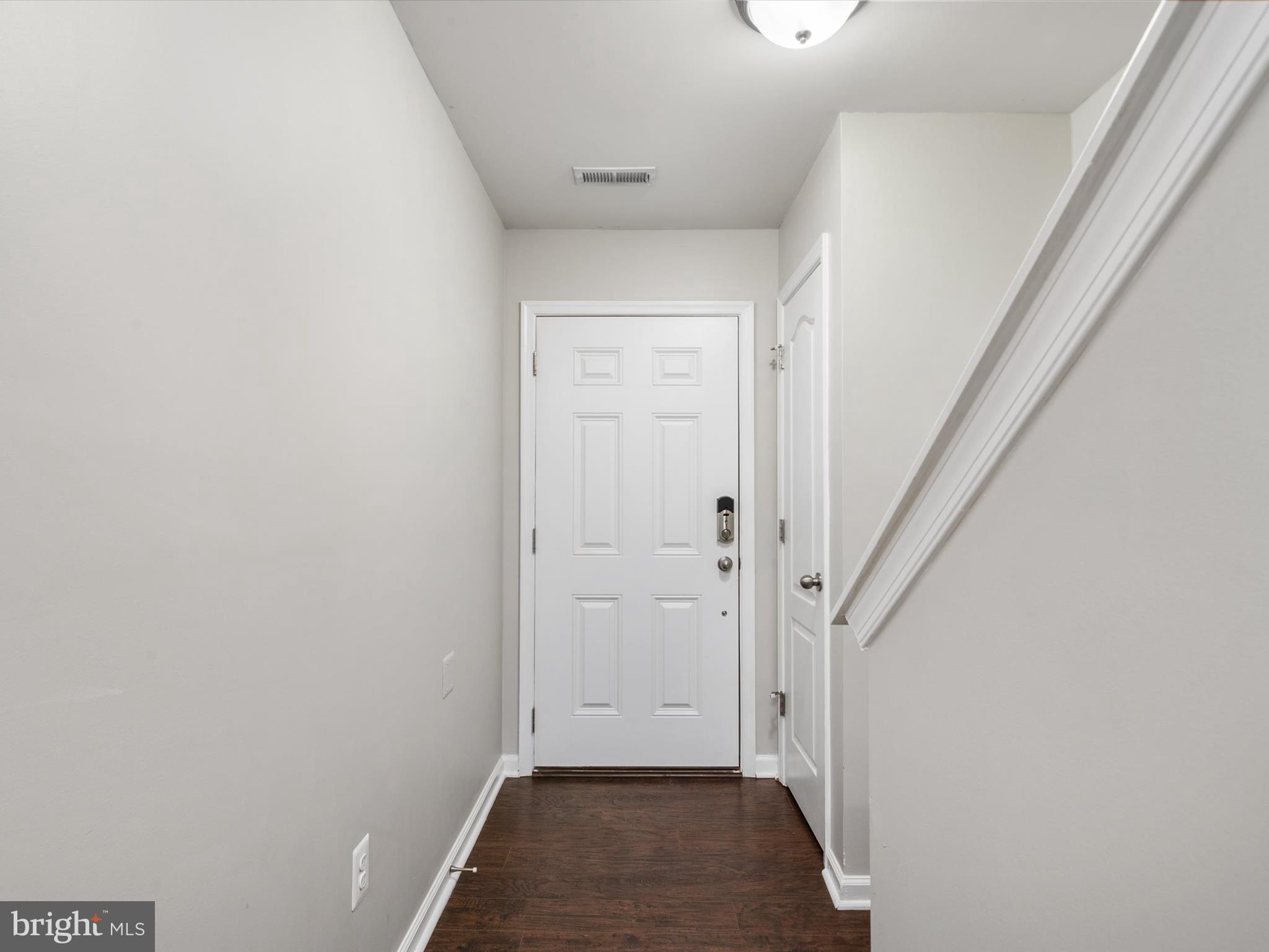 THE POINTE AT TANYARD SPRINGS - Residential Lease