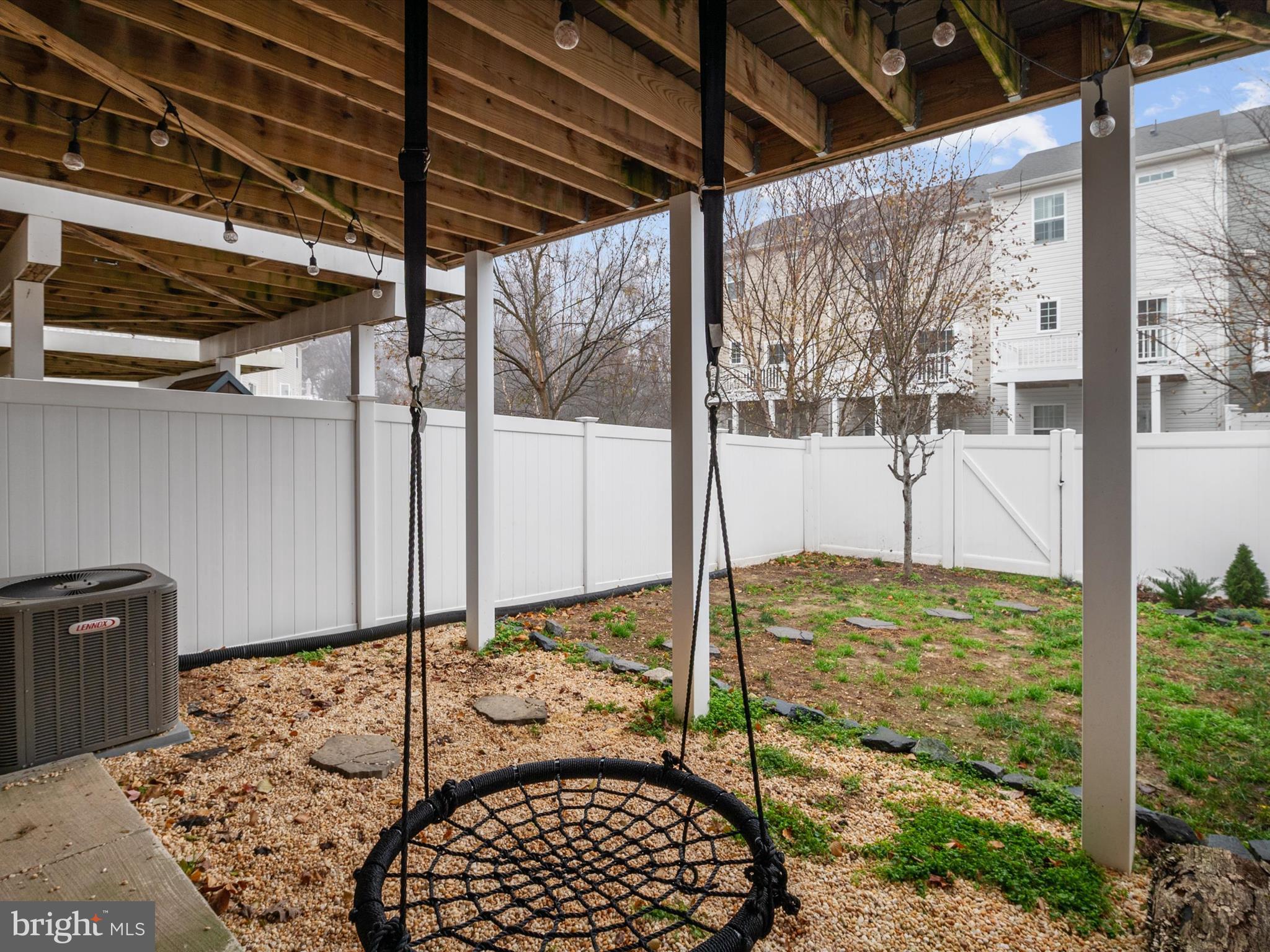 THE POINTE AT TANYARD SPRINGS - Residential Lease