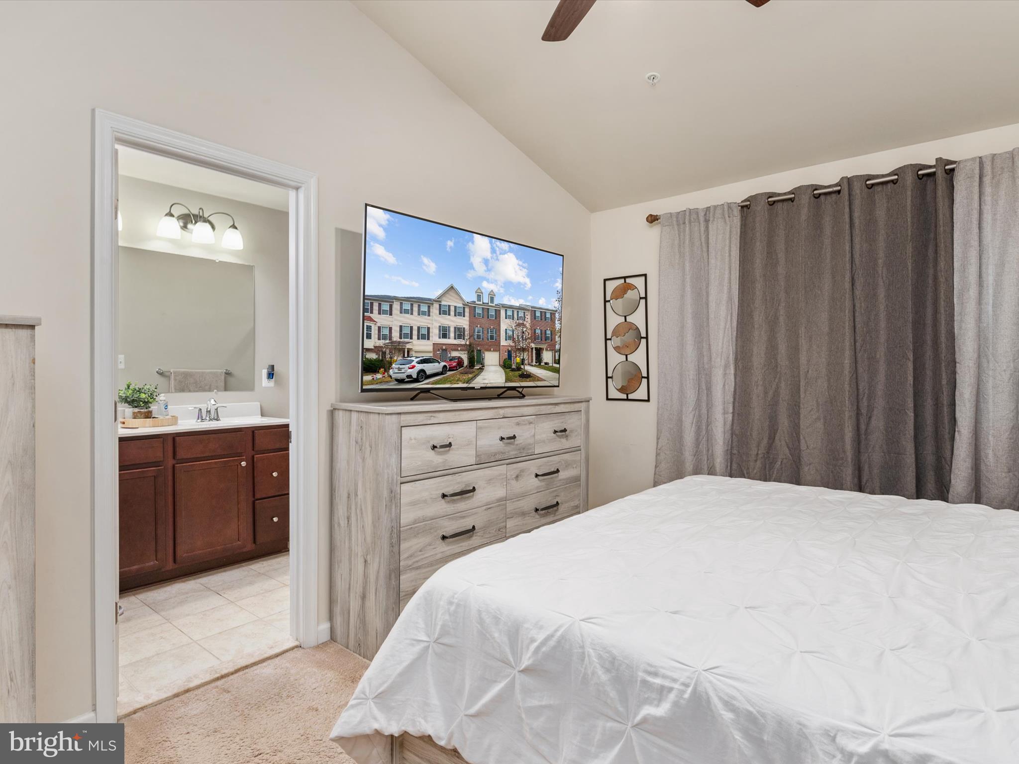 THE POINTE AT TANYARD SPRINGS - Residential Lease