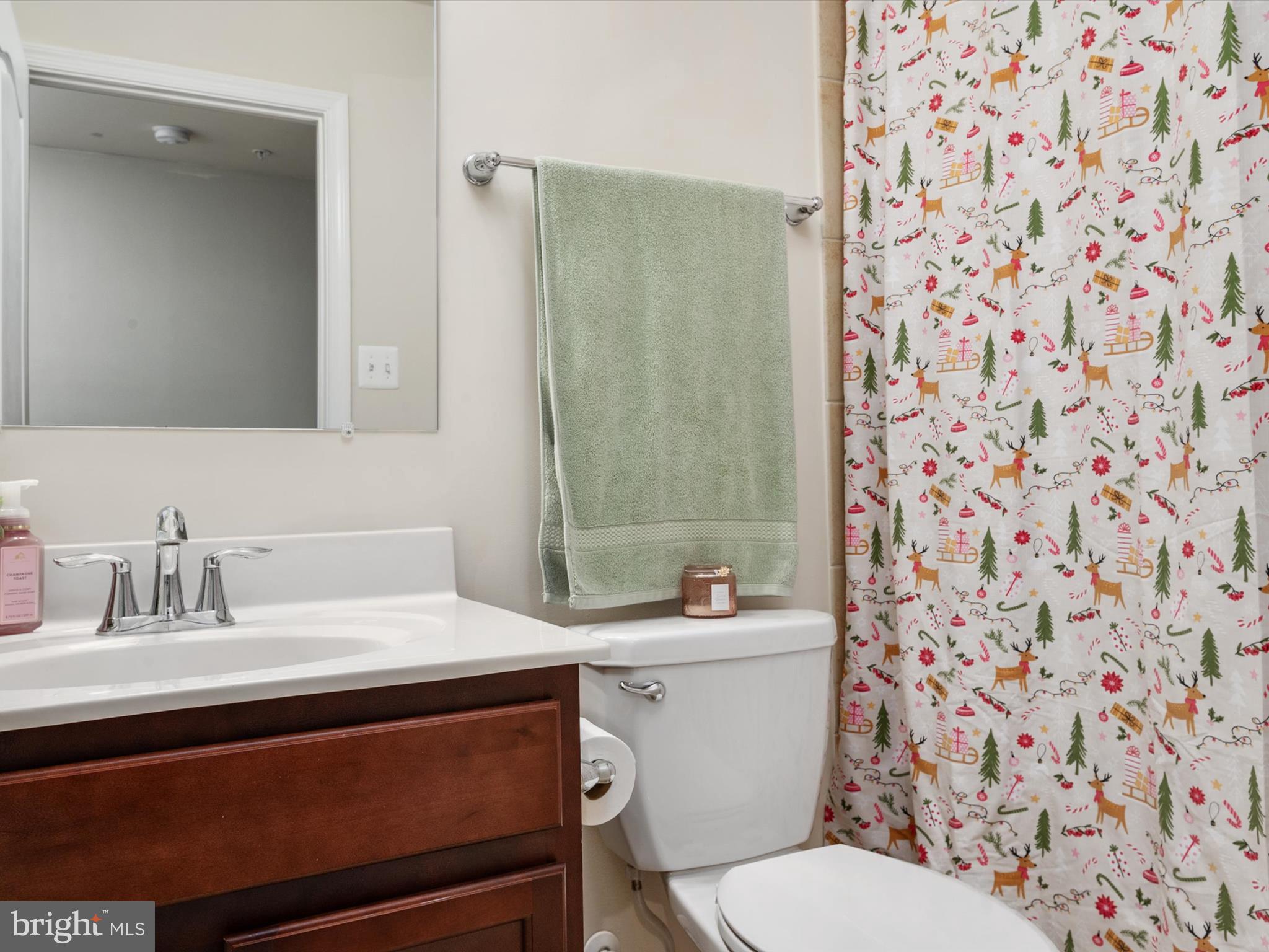 THE POINTE AT TANYARD SPRINGS - Residential Lease