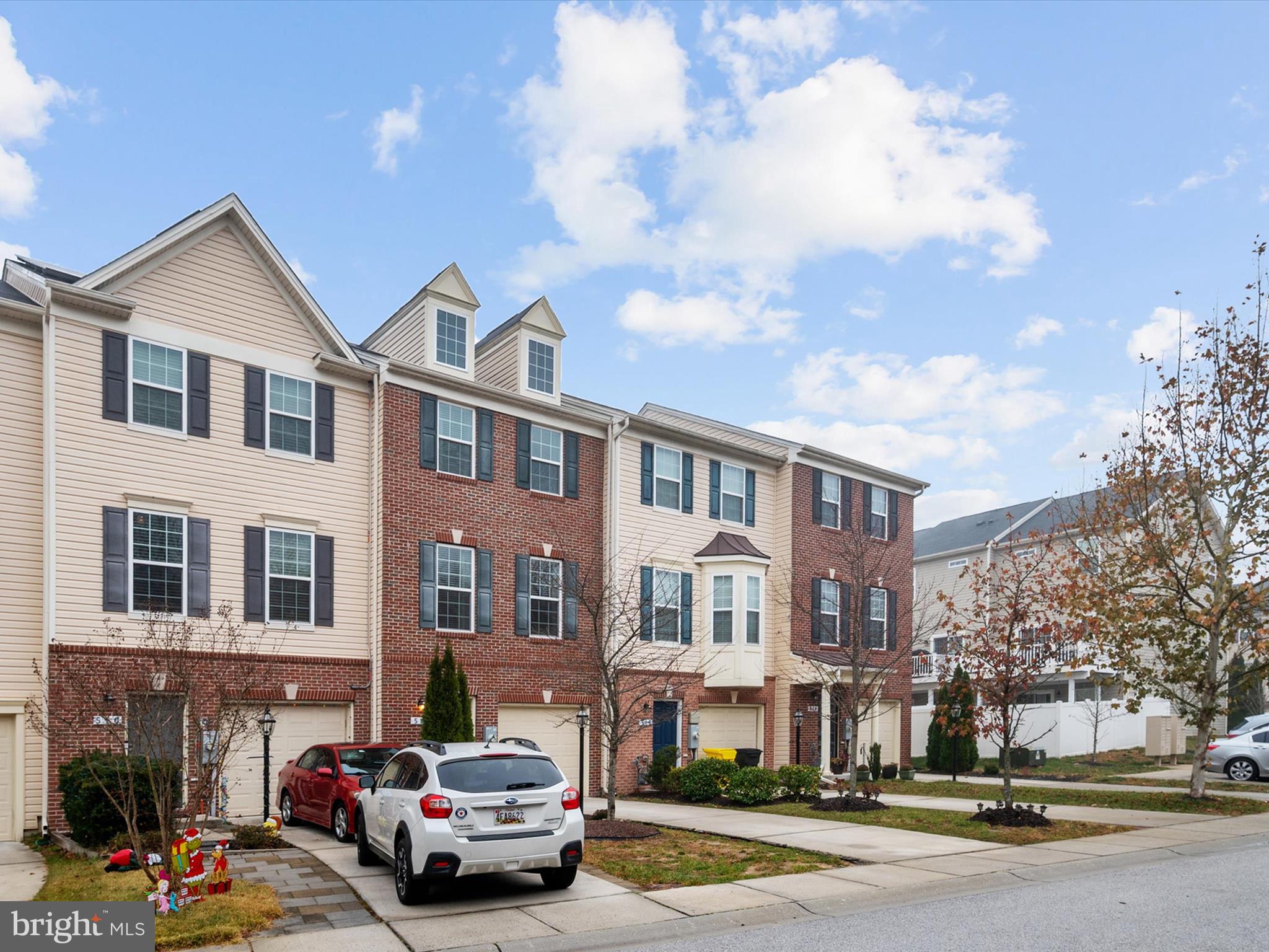 THE POINTE AT TANYARD SPRINGS - Residential Lease