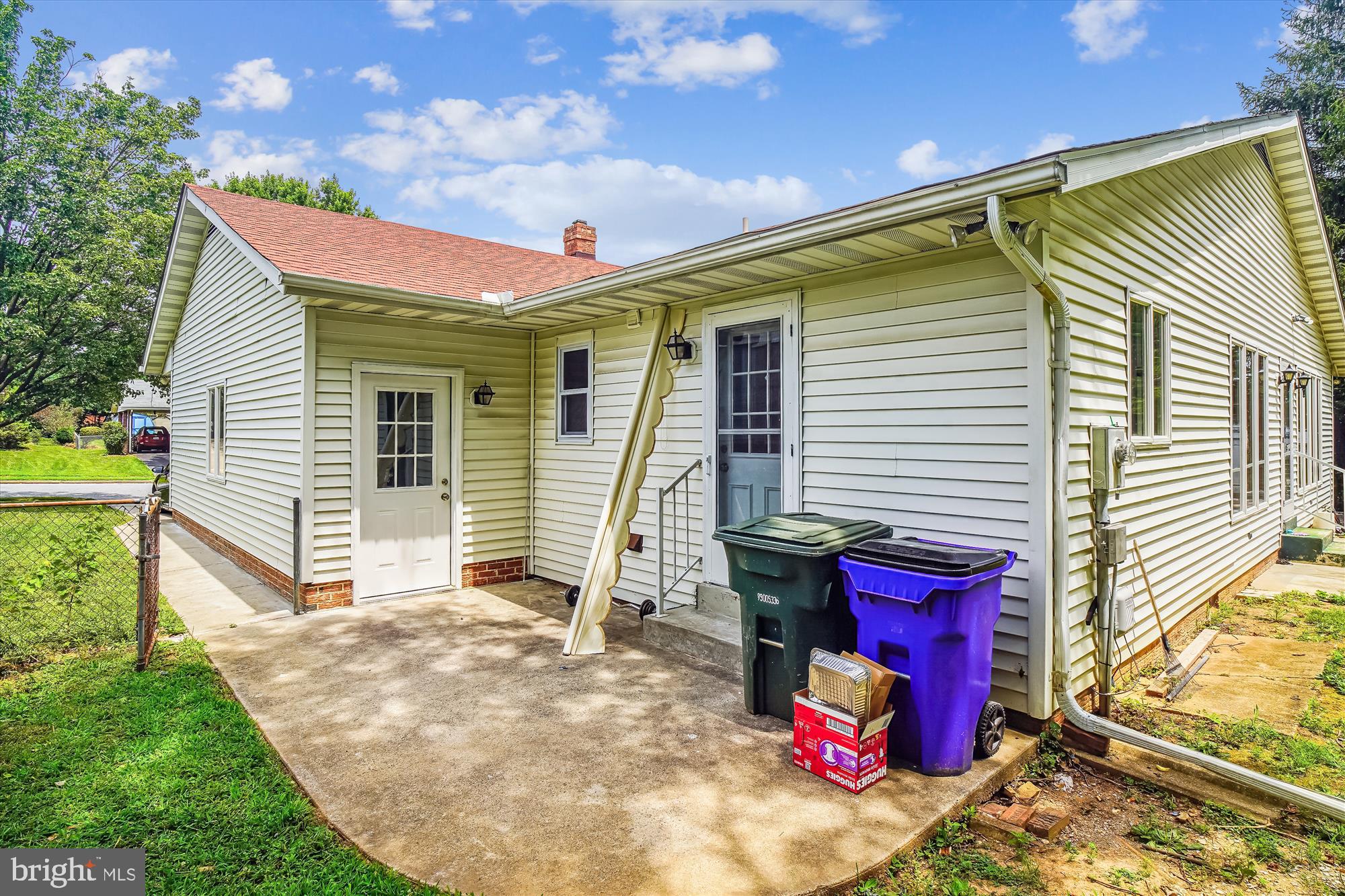 702 MIDWAY DRIVE
