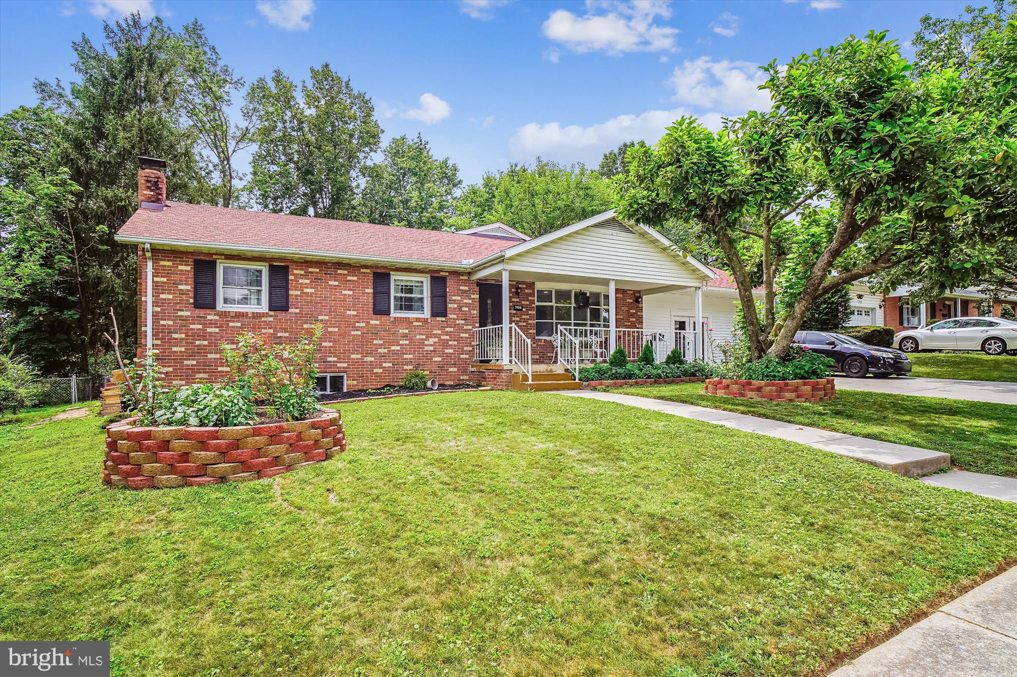 702 MIDWAY DRIVE