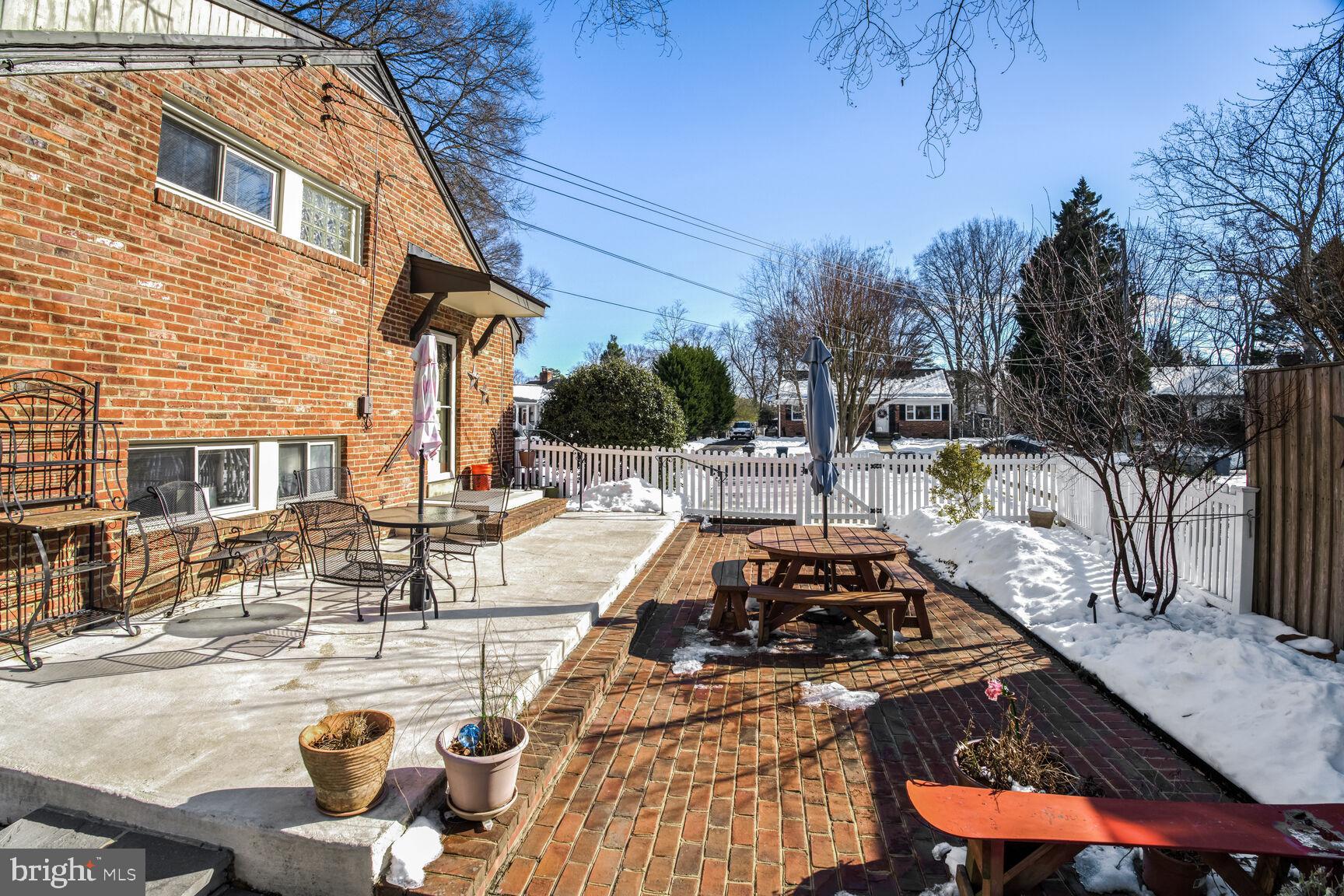 HOLLIN HALL VILLAGE - Residential