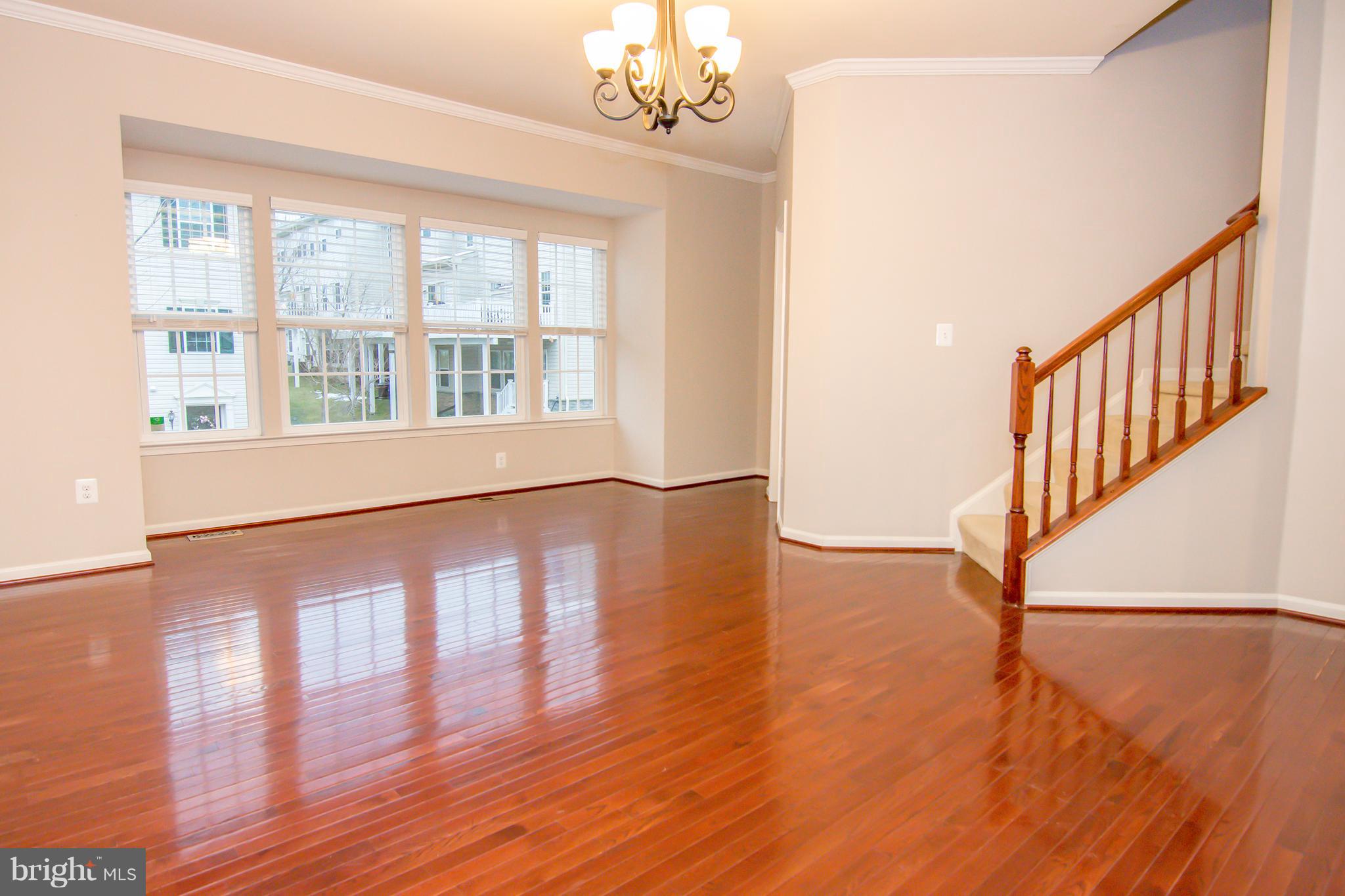 BELMONT STATION - Residential