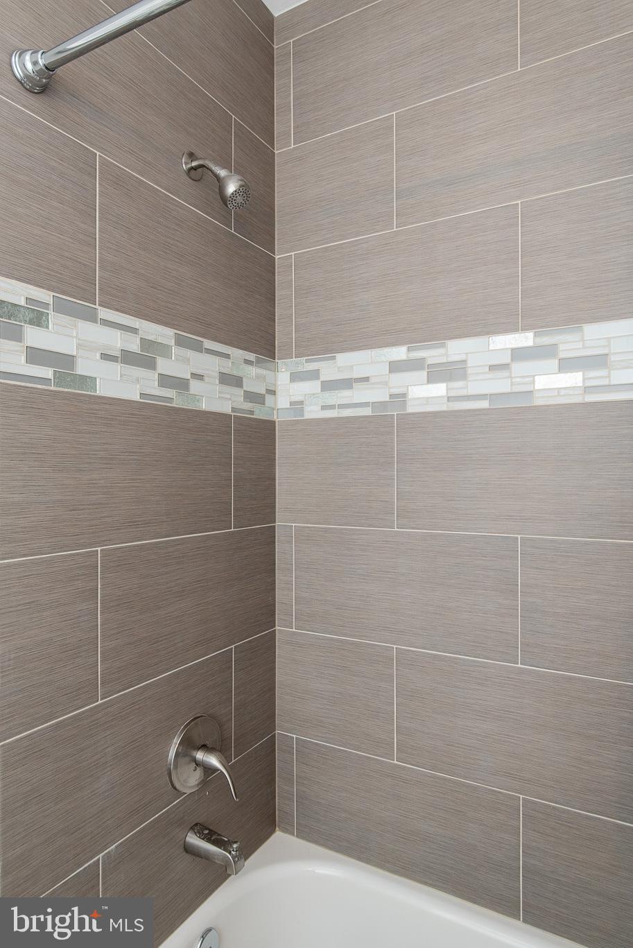 GREEKTOWN - Residential