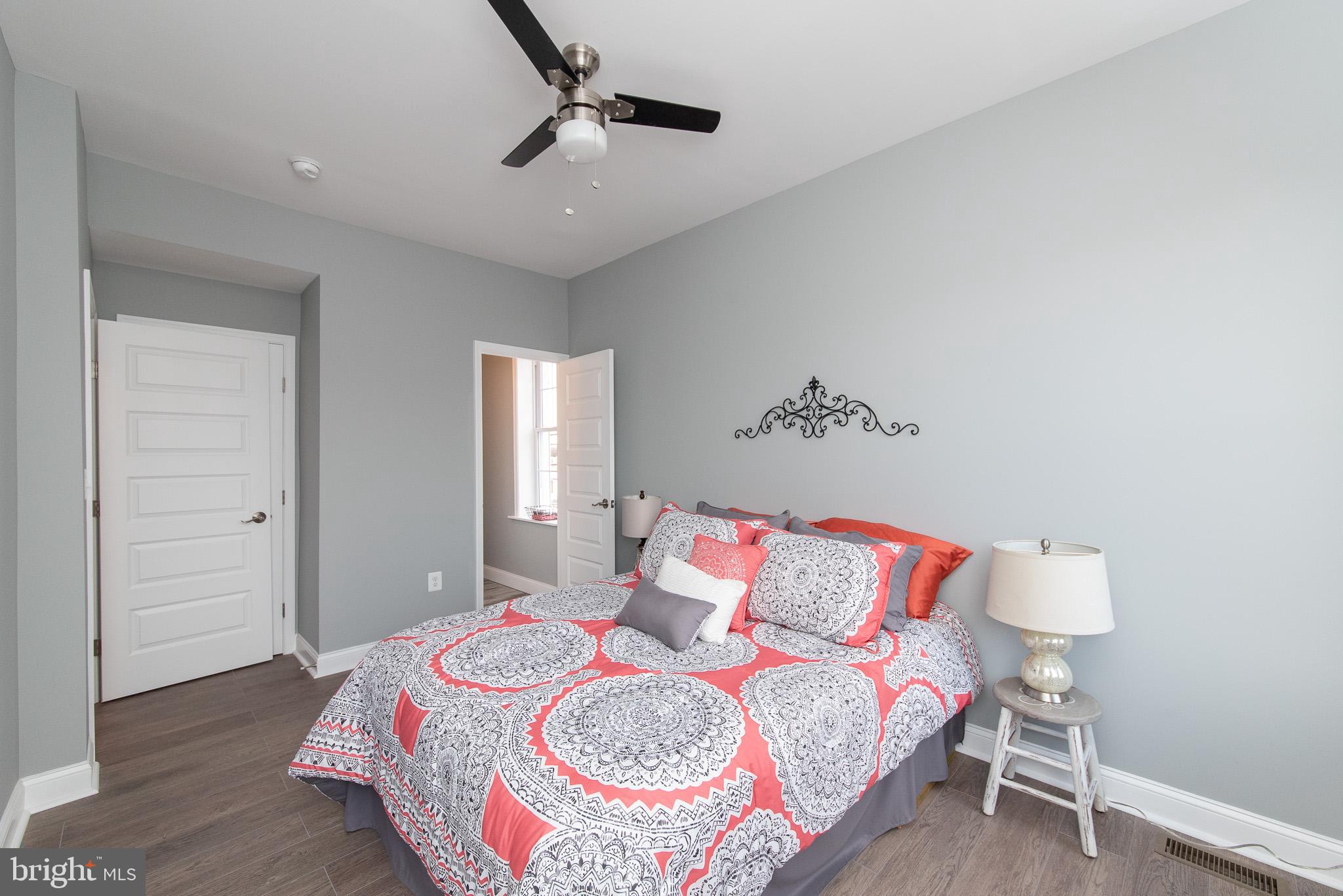 GREEKTOWN - Residential