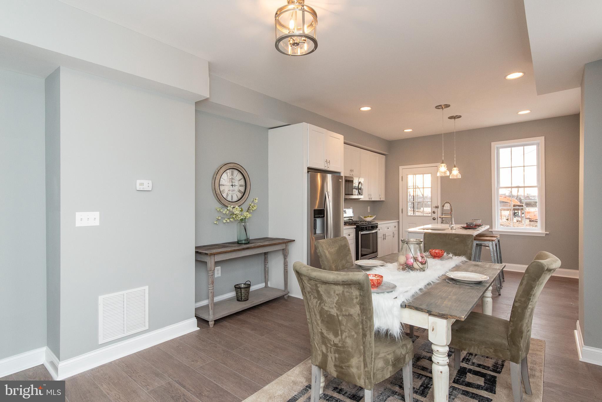 GREEKTOWN - Residential